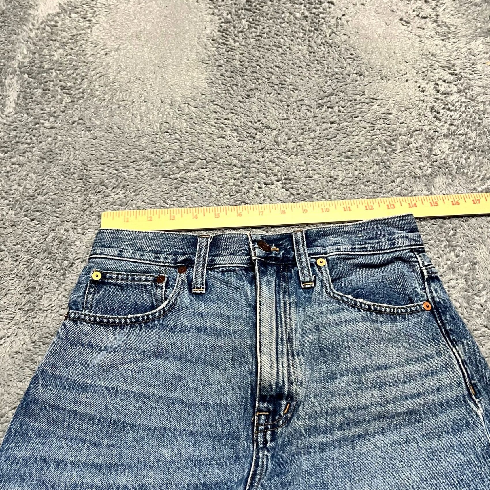 Madewell VINTAGE? Madewell Jean Shorts Womens 25 (27x3) Mom Blue Denim Women Regular 25 Jeans Shorts Mom Blue Denim Womens Size 42" / US 20 - 6 Thumbnail