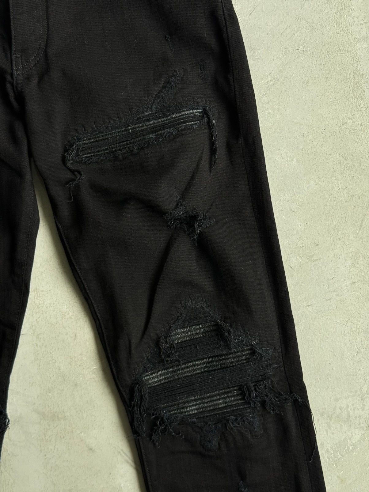 Amiri Amiri - Distressed Black Denim Slim Pant Size US 33 - 4 Thumbnail