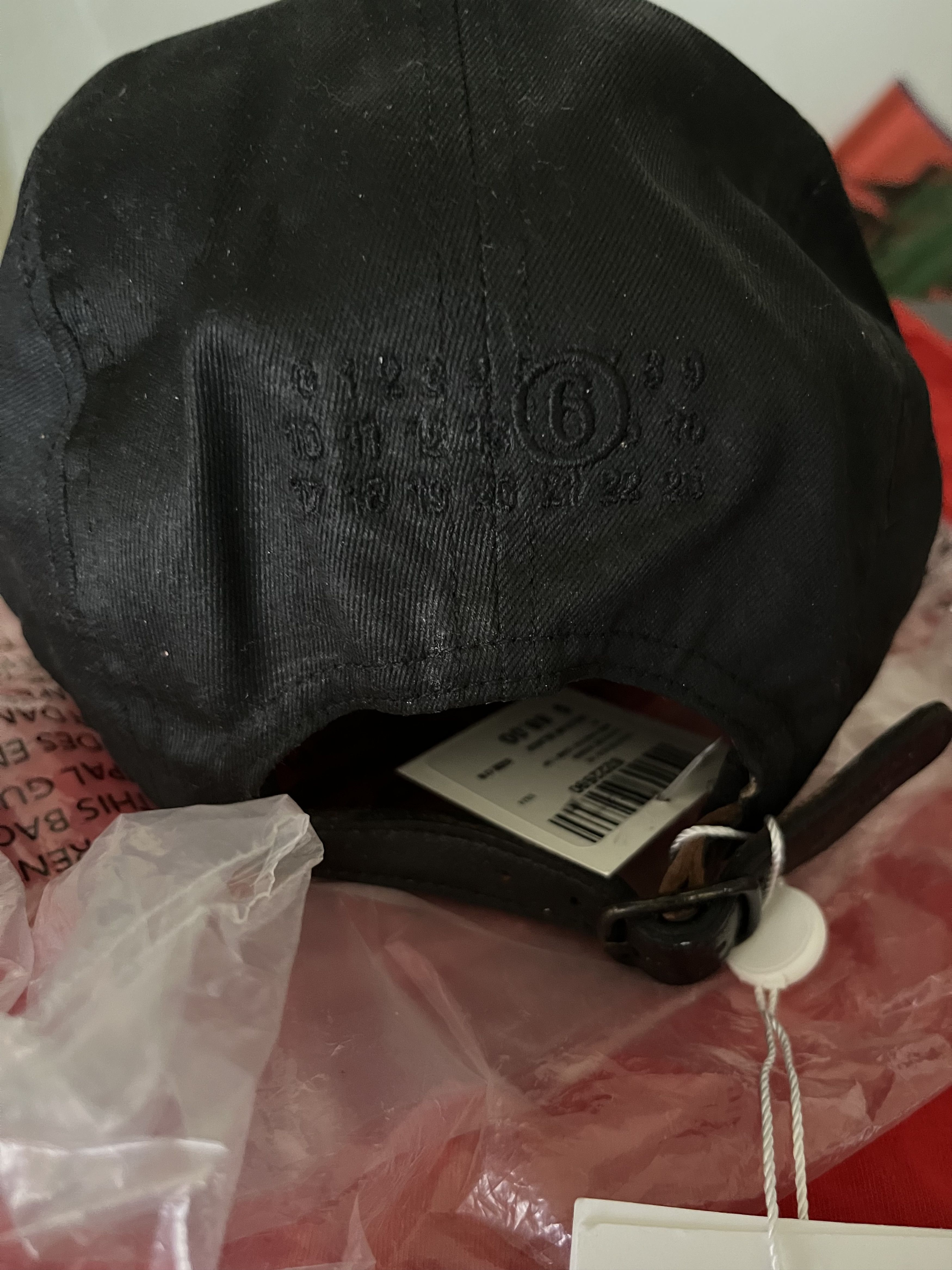 MM6 Mm6 supreme black painted hat Size ONE SIZE - 6 Thumbnail