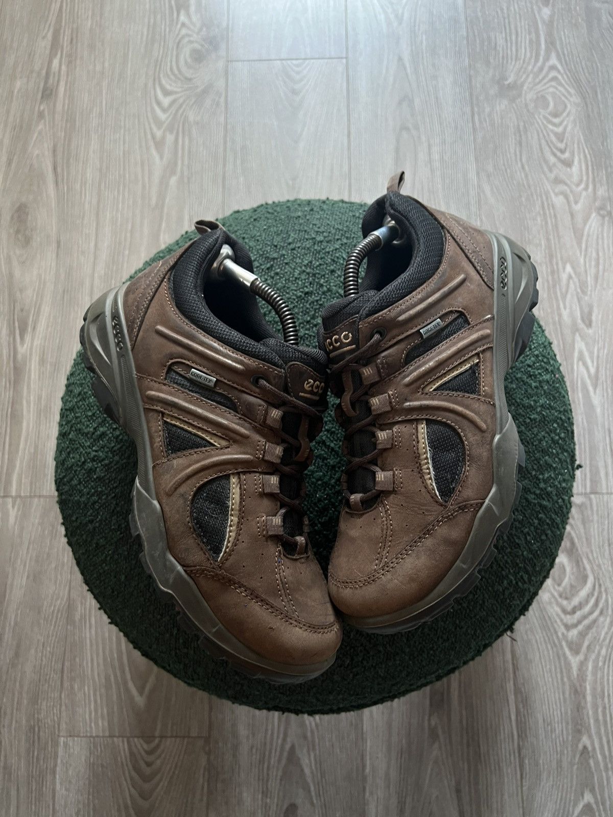 Ecco × Genuine Leather × Goretex ‼️Ecco Leather Gore-Tex R Line Oudoor Style Low Sneakers‼️ Size US 8.5 / EU 41-42 - 4 Thumbnail