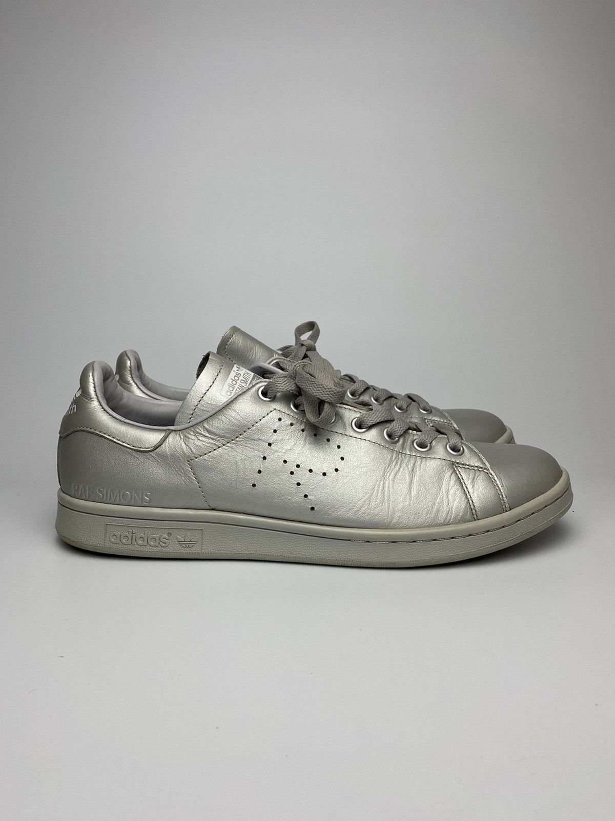 Adidas × Raf Simons Raf Simons x Adidas Stansmith Metallic Silver Size 10.5us Size US 10.5 / EU 43-44 - 2 Thumbnail