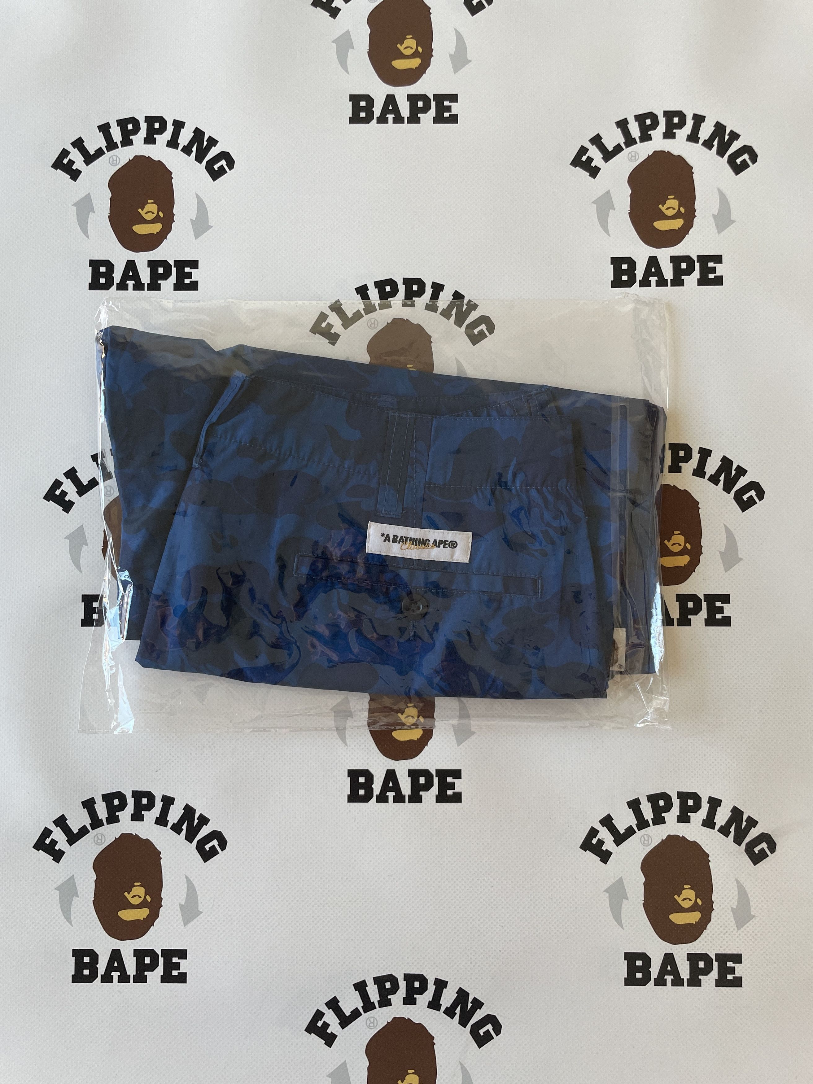 Bape FIRE CAMO BEACH SHORTS Size US 32 / EU 48 - 13 Thumbnail