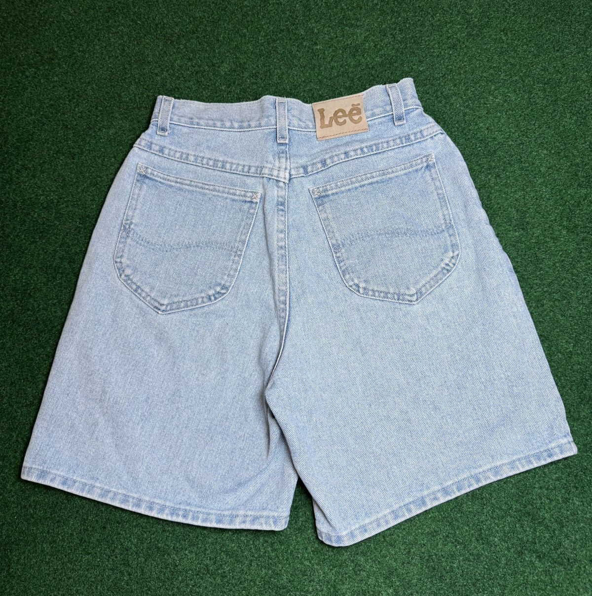 Lee × Vintage Vintage 90s Lee Jorts Light Wash Relaxed Fit Denim Shorts Size 26" / US 2 / IT 38 - 2 Thumbnail