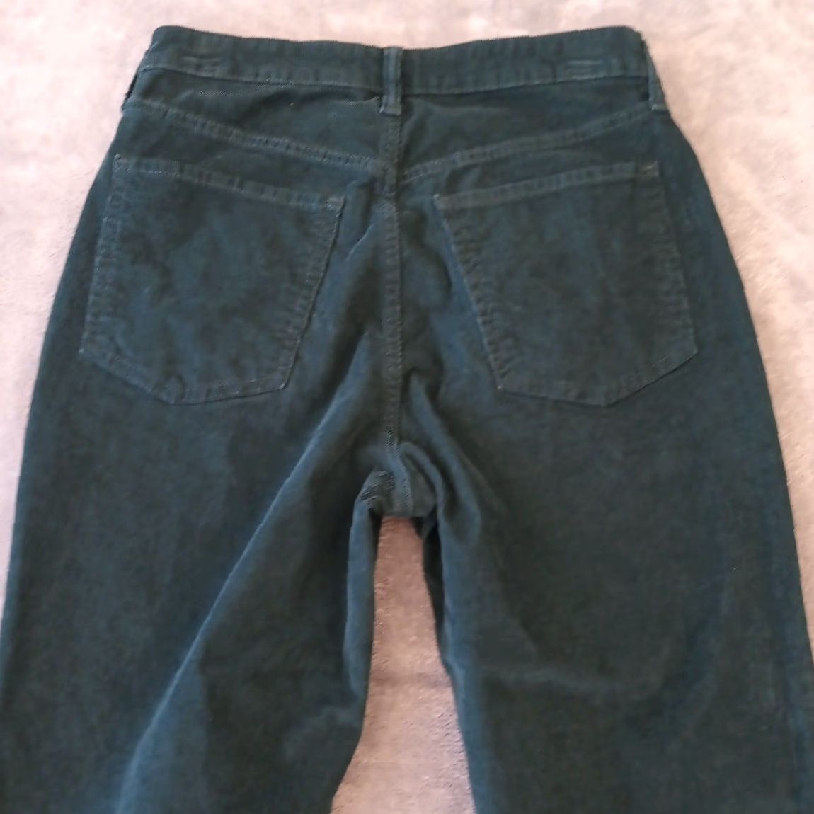 Old Navy **GREEN ANKLE PANTS OLD NAVY WOMENS SIZE 6 HIGH RISE CORDUROY** User: GREEN ANKLE PANTS OLD NAVY WOMENS SIZE 6 HIGH RISE CORDUROY Size 28" / US 6 / IT 42 - 7 Thumbnail