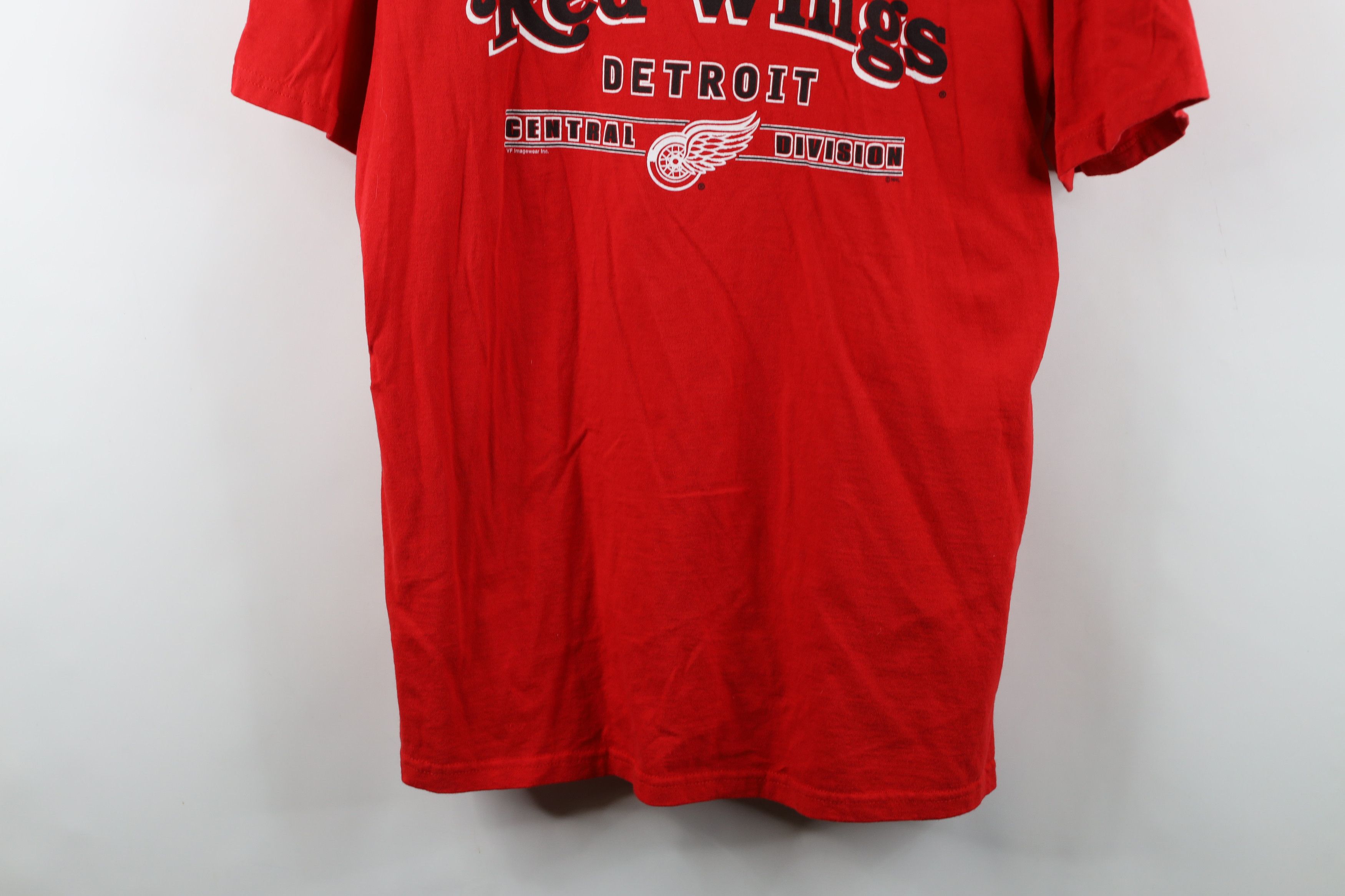 Vintage Vintage Y2K 2003 Spell Detroit Red Wings Hockey T-Shirt Red Size US L / EU 52-54 / 3 - 3 Thumbnail