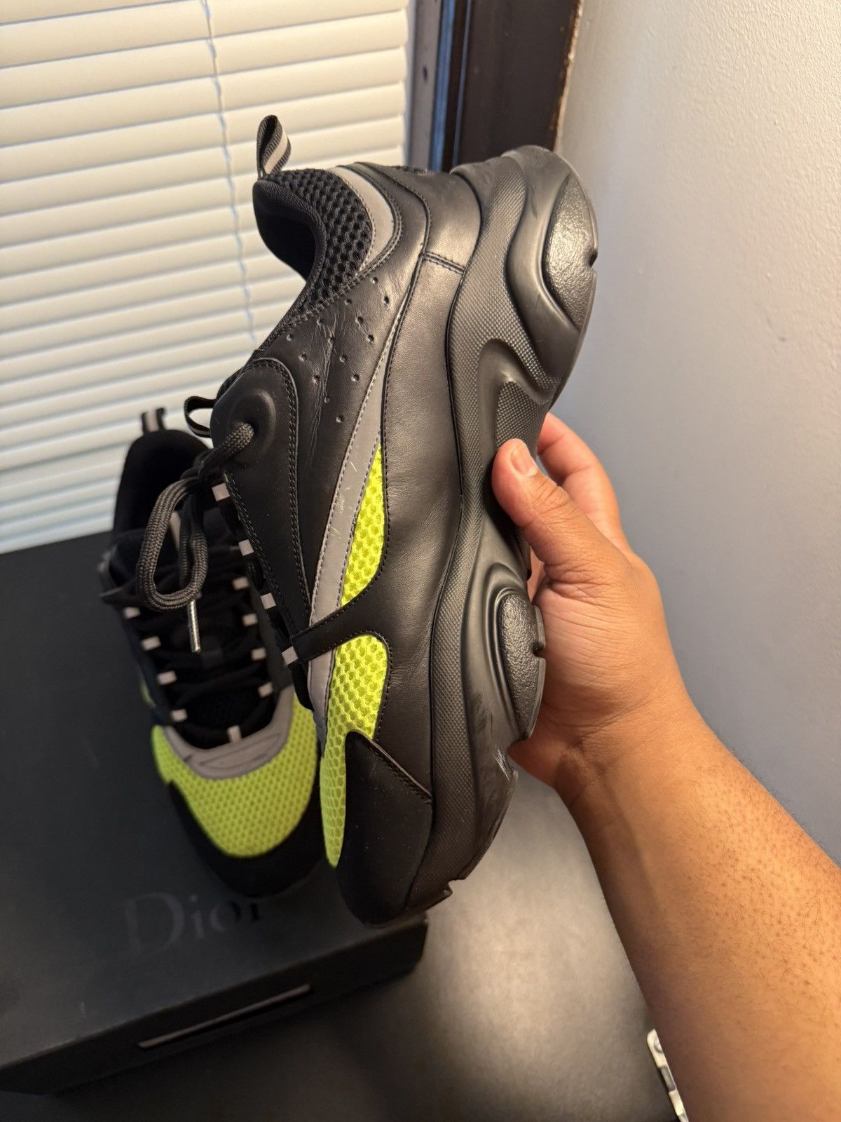 Dior Dior B22 Black Yellow Volt Size 11 US / 44 EU Size US 11 / EU 44 - 12 Thumbnail