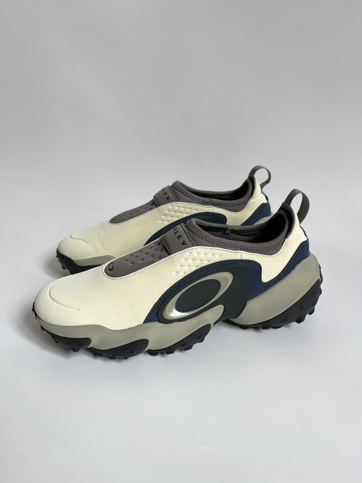 Oakley Oakley Edge Icon “Cream Navy” Size US 11 / EU 44 - 7 Thumbnail