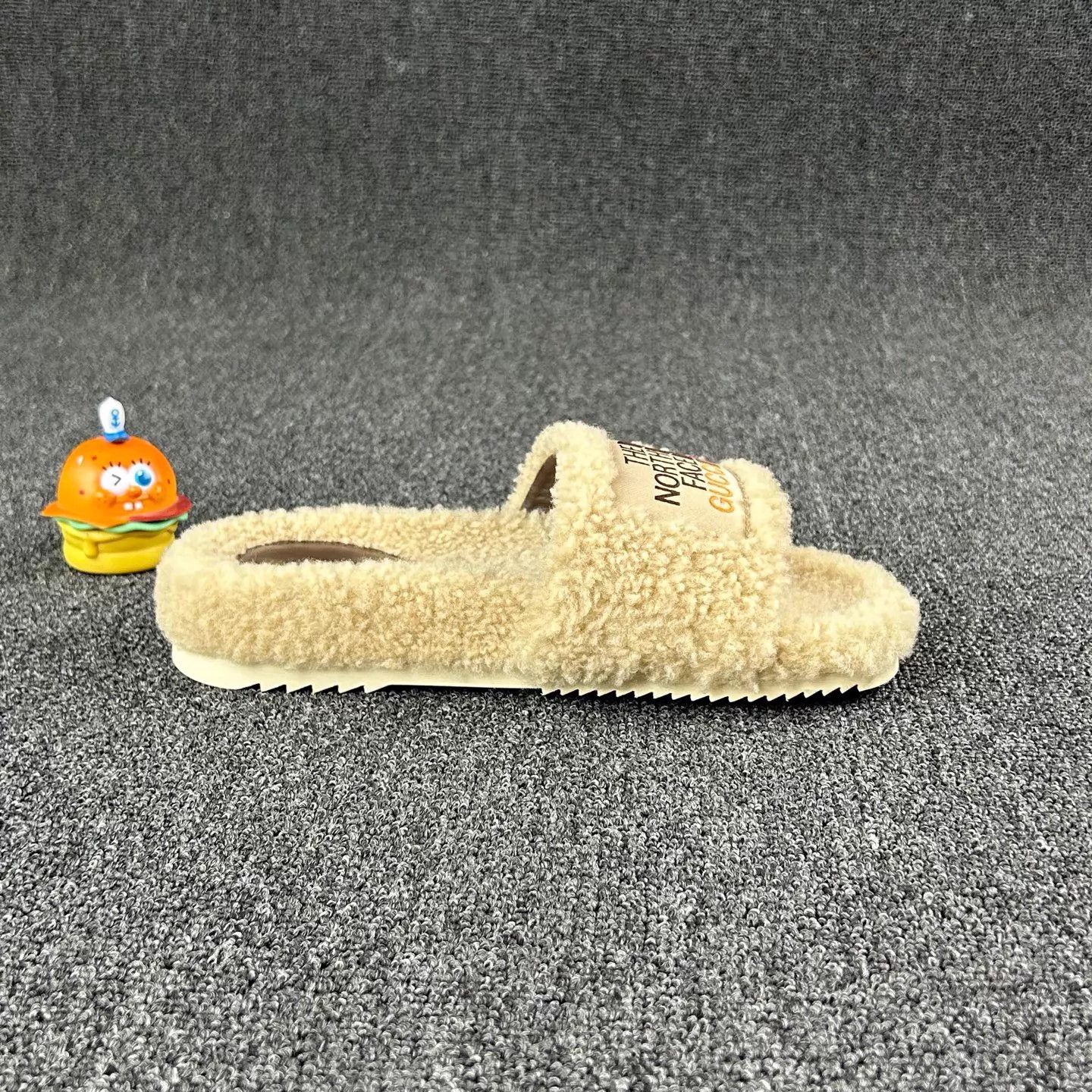Gucci TNF x Gucci Plush Slippers Women's 37 New Size US 6.5 / IT 36.5 - 4 Thumbnail