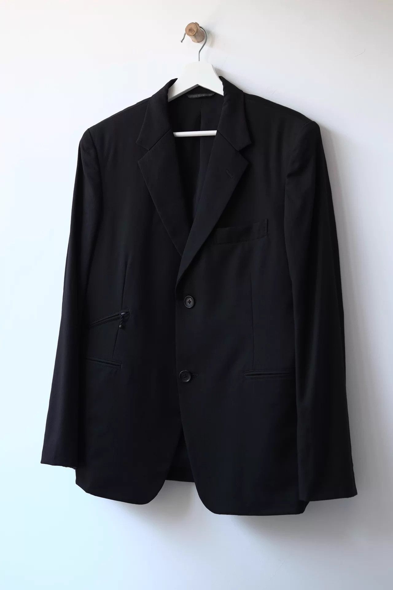 Yohji Yamamoto Yohji Yamamoto 23AW Men's Black Minimalist Structured Blazer Size US M / EU 48-50 / 2 - 2 Thumbnail