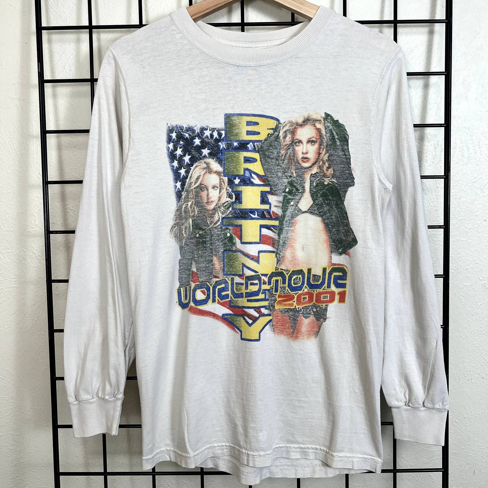 image of Vintage Brittany Spears 2001 World Tour Graphic Shirt in White, Men's (Size Small)