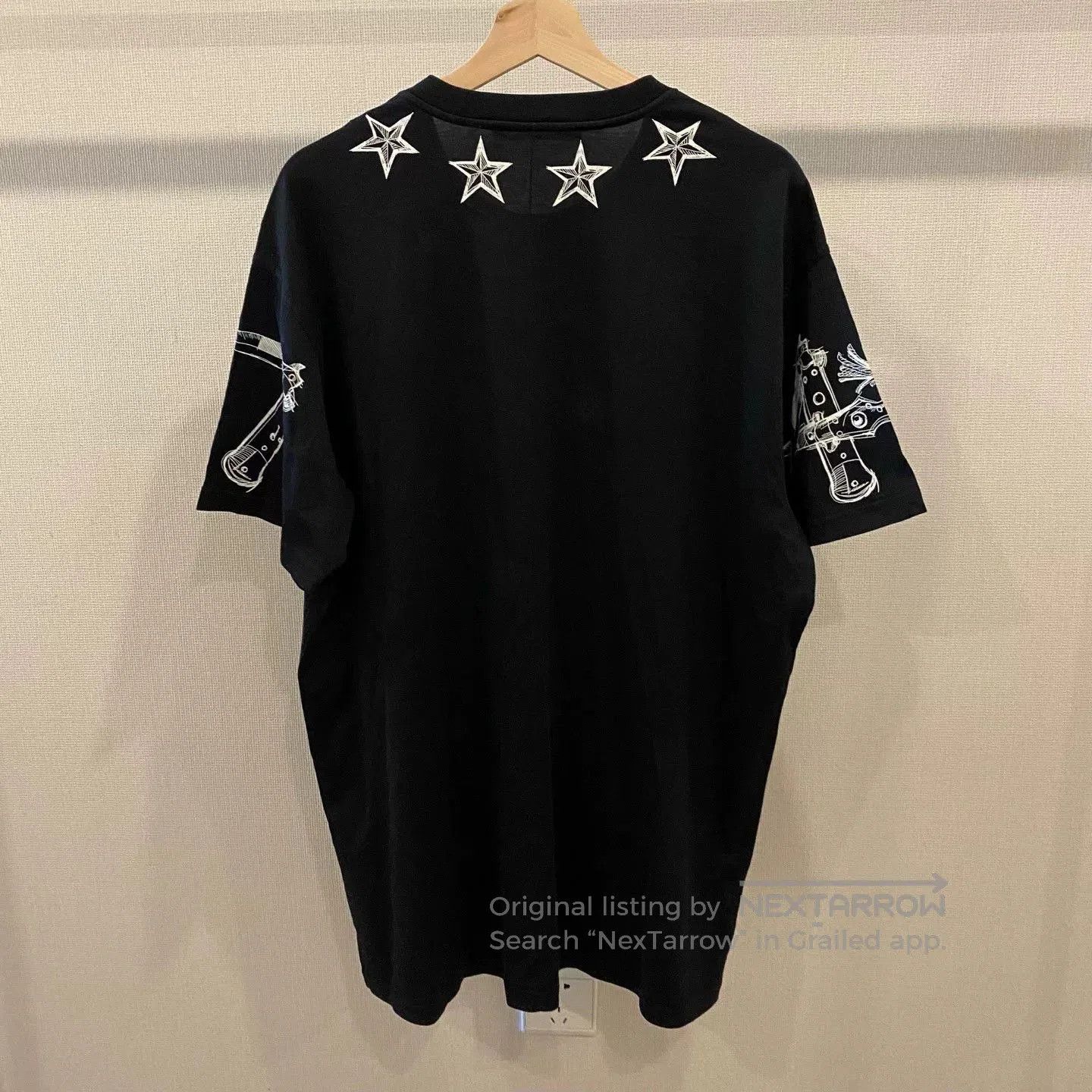 Givenchy Givenchy Star Print Short Sleeve. Size US L / EU 52-54 / 3 - 2 Thumbnail