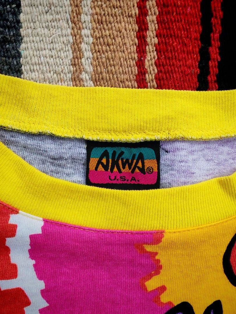 Vintage Vintage AKWA USA All Over Beach Graphic Tee 90s Rare Size US M / EU 48-50 / 2 - 6 Thumbnail