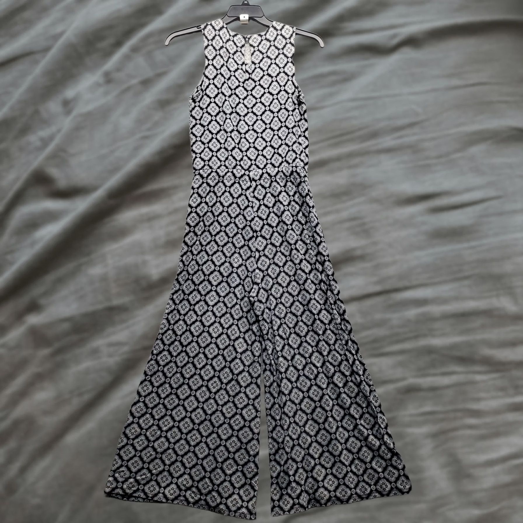 Madison Mercer & Madison Jumpsuit Womens S Multicolor Geometric Sleeveless Tie Waist Wide-Leg Size 28" / US 6 / IT 42 - 1 Thumbnail