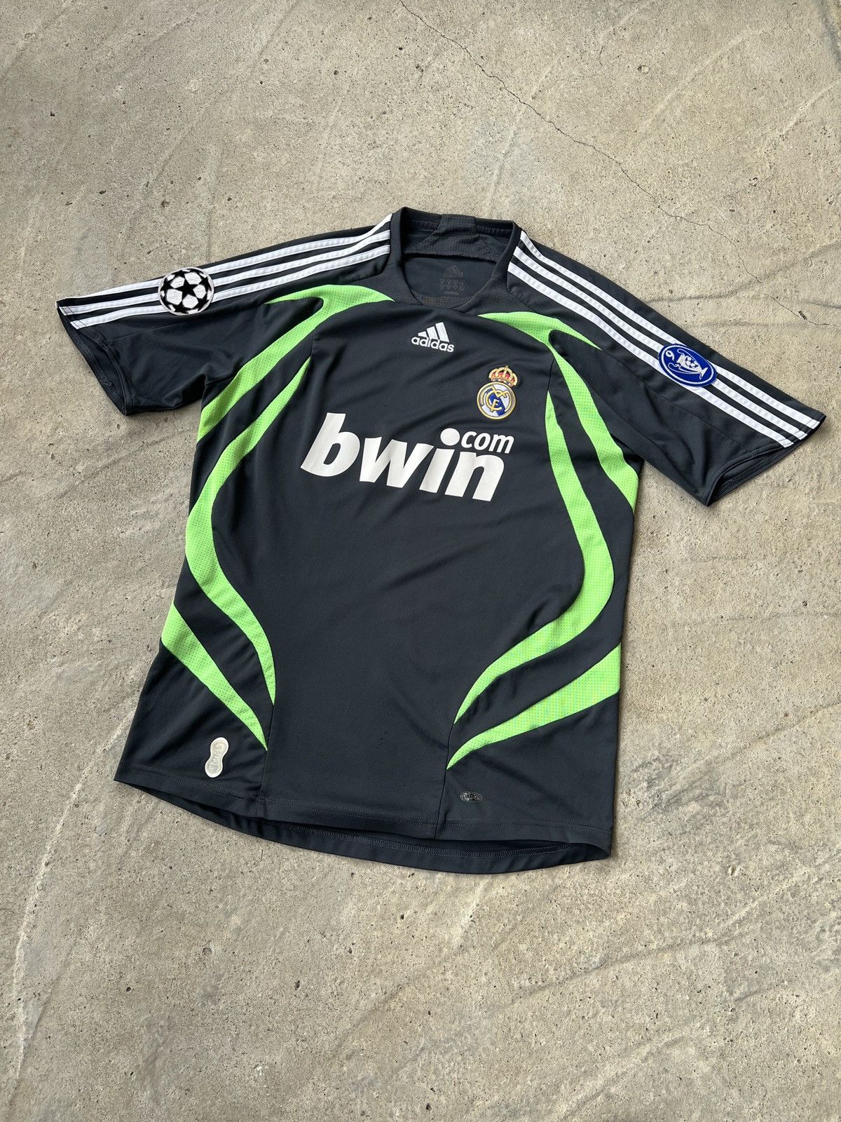 Adidas Adidas Real Madrid 2007/2008 Fotball jersey Size US M / EU 48-50 / 2 - 1 Thumbnail