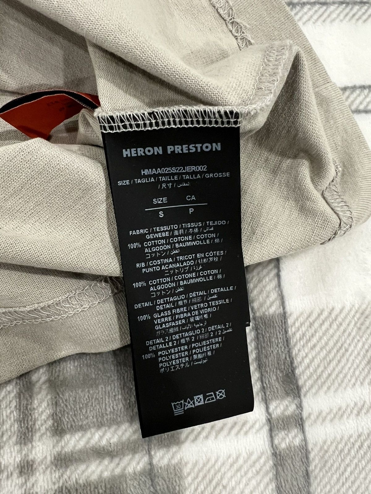 Heron Preston Heron Preston Russian Embellished Rhinestone Lettering Tee Size US S / EU 44-46 / 1 - 5 Thumbnail