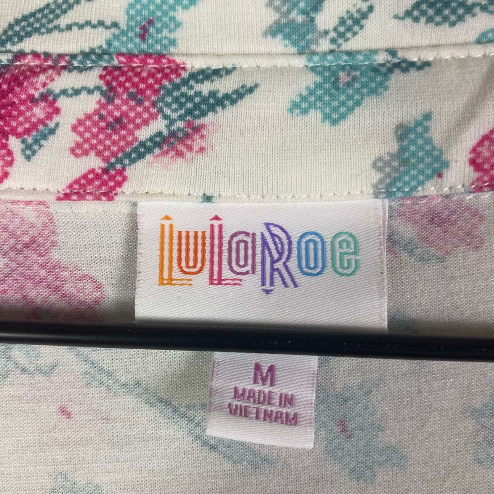 Other Lularoe Pajama Shirt Top Womens Button Medium Floral NWT New Size M / US 6-8 / IT 42-44 - 3 Thumbnail