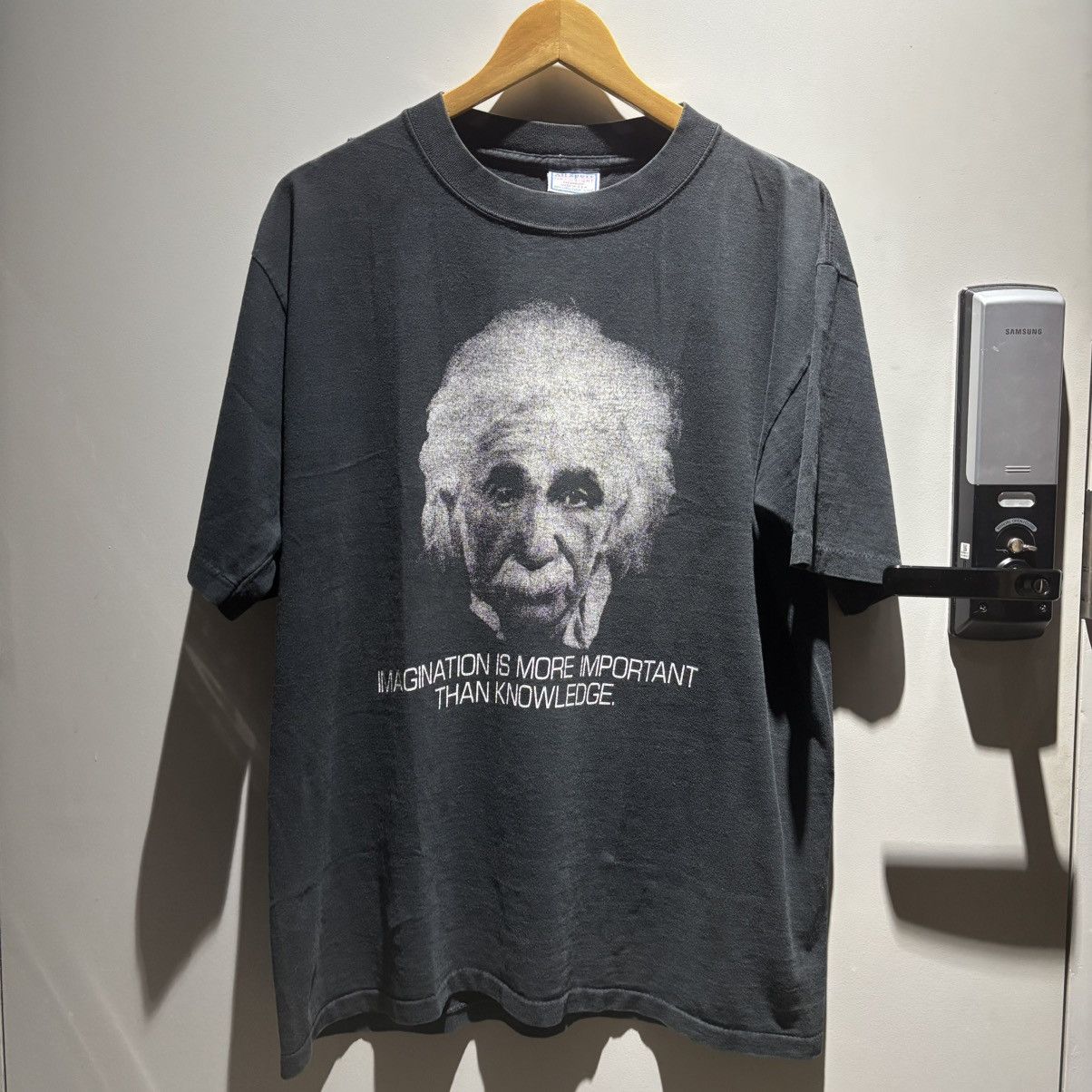 Vintage Vintage Albert Einstein T-shirt Size US L / EU 52-54 / 3 - 2 Thumbnail