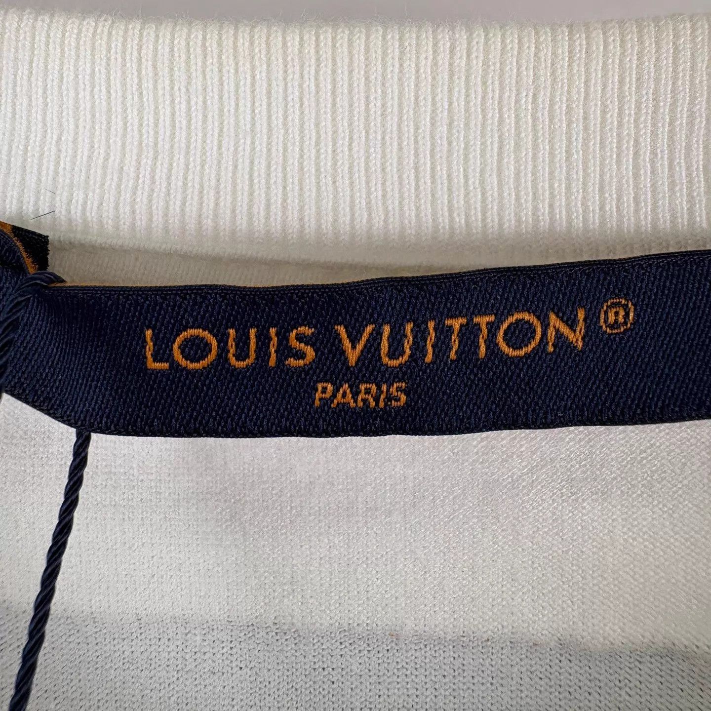 Louis Vuitton Louis Vuitton Room Art Short Sleeve Tee L Size US L / EU 52-54 / 3 - 5 Thumbnail