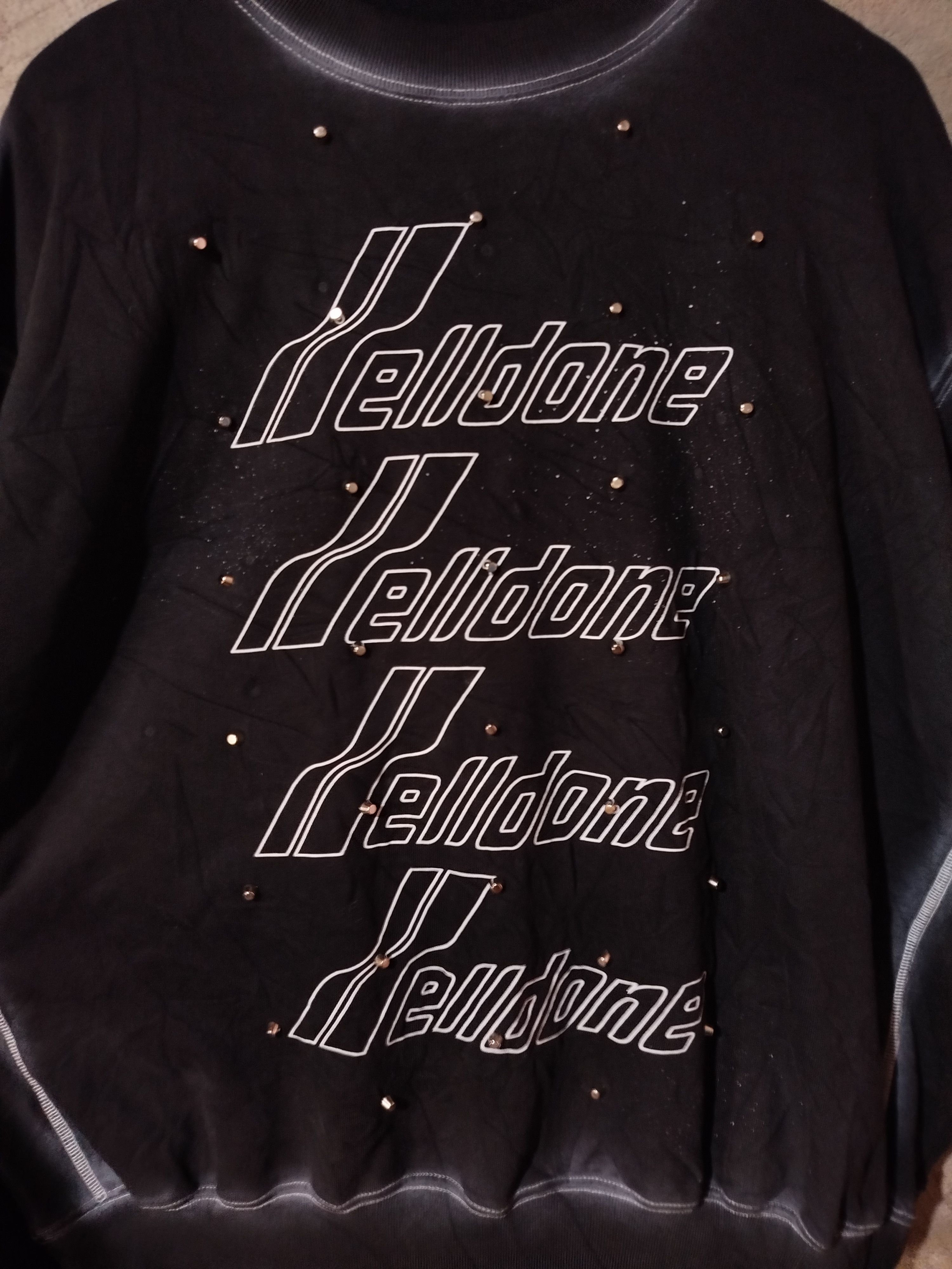WE11DONE WELLDONE Stud Artwork Sweatshirt Size US L / EU 52-54 / 3 - 5 Thumbnail