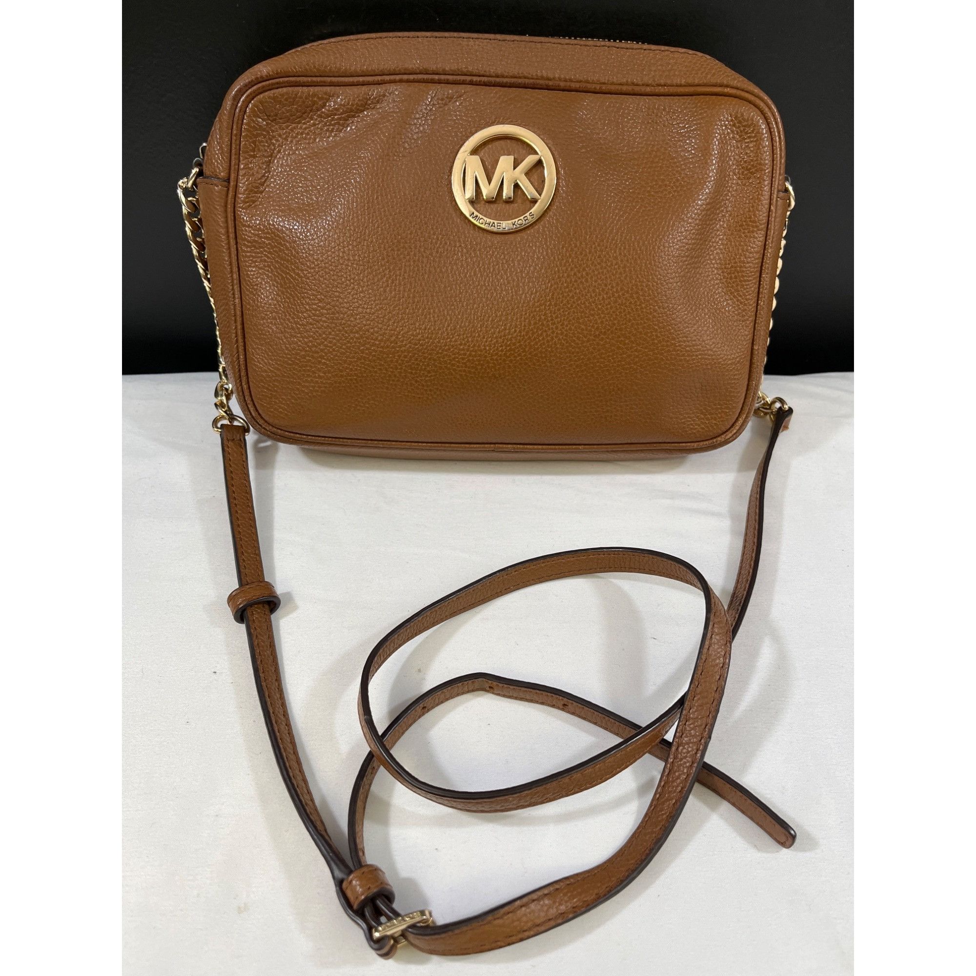 Michael Kors Michael Kors Fulton Womens Brown Leather Crossbody Purse SKU Size ONE SIZE - 1 Thumbnail