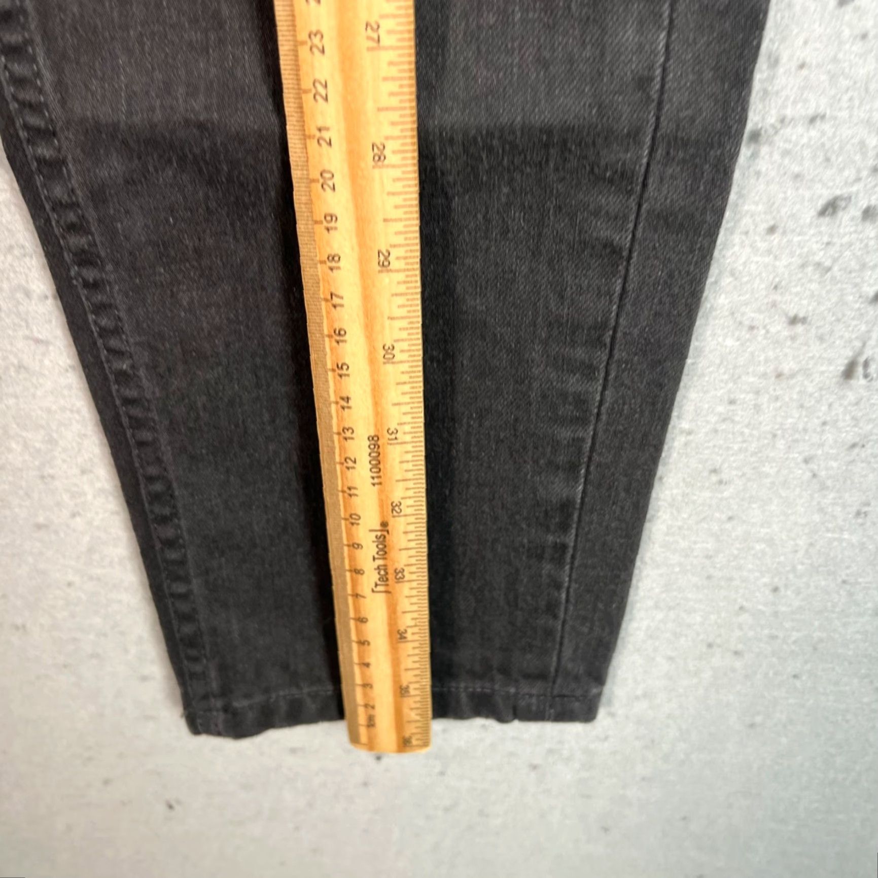 Carhartt Wip Carhartt WIP Page Carrot Ankle Pants Womens Size 25 Black Denim Jeans Size 42" / US 20 - 6 Thumbnail