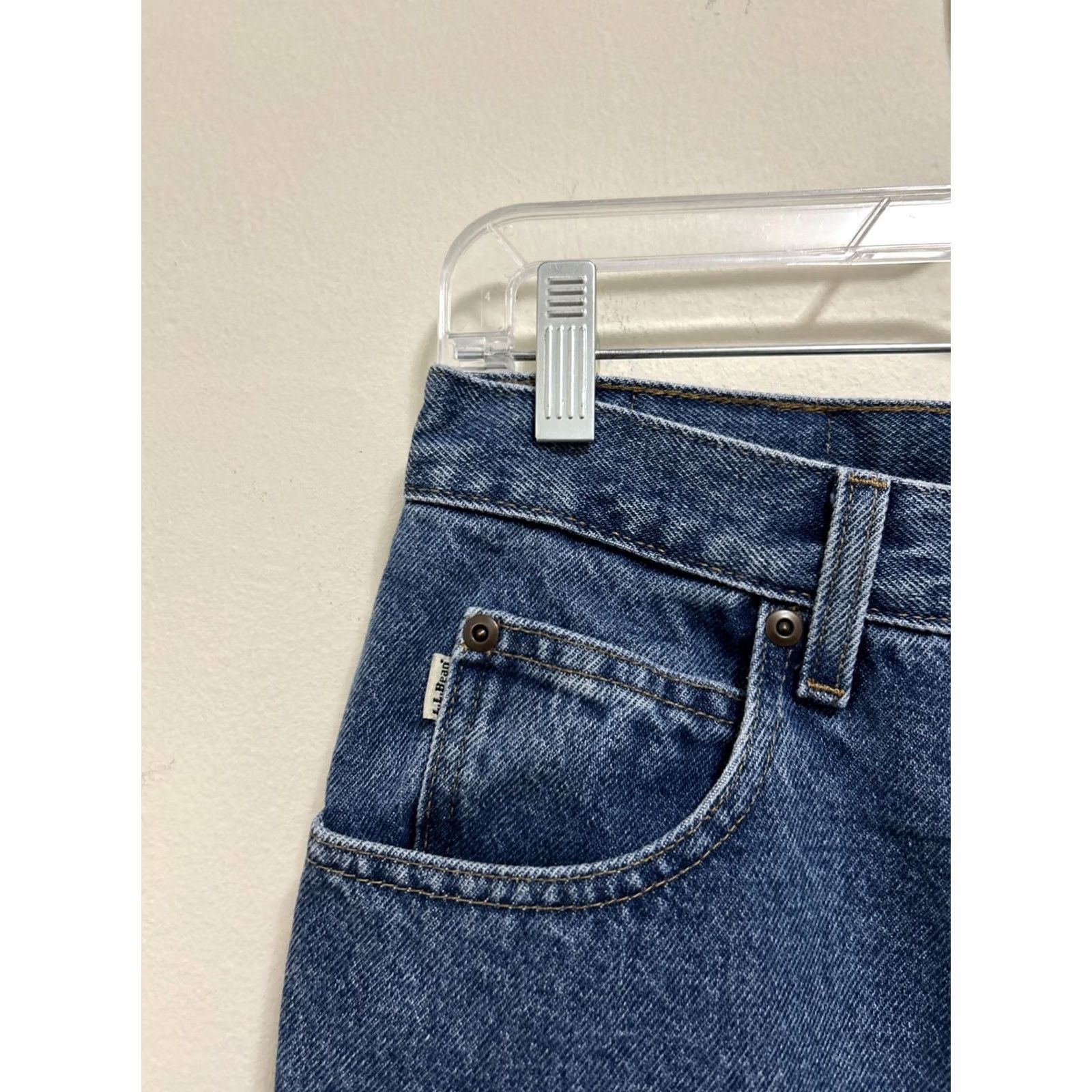 Vintage VINTAGE LL Bean Double L Jeans Mens 30x36 Classic Straight Blue Light Wash 90s 5-Pocket Mens Regular 30in Waist Womens Men’s? Size US 30 / EU 46 - 5 Thumbnail