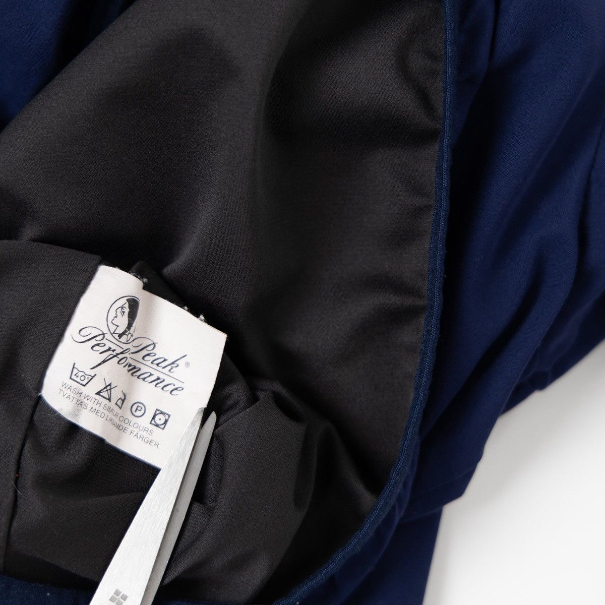 Peak Performance Peak Performance Gore Windstopper Mens Blue Pullover Jacket Size US M / EU 48-50 / 2 - 8 Thumbnail