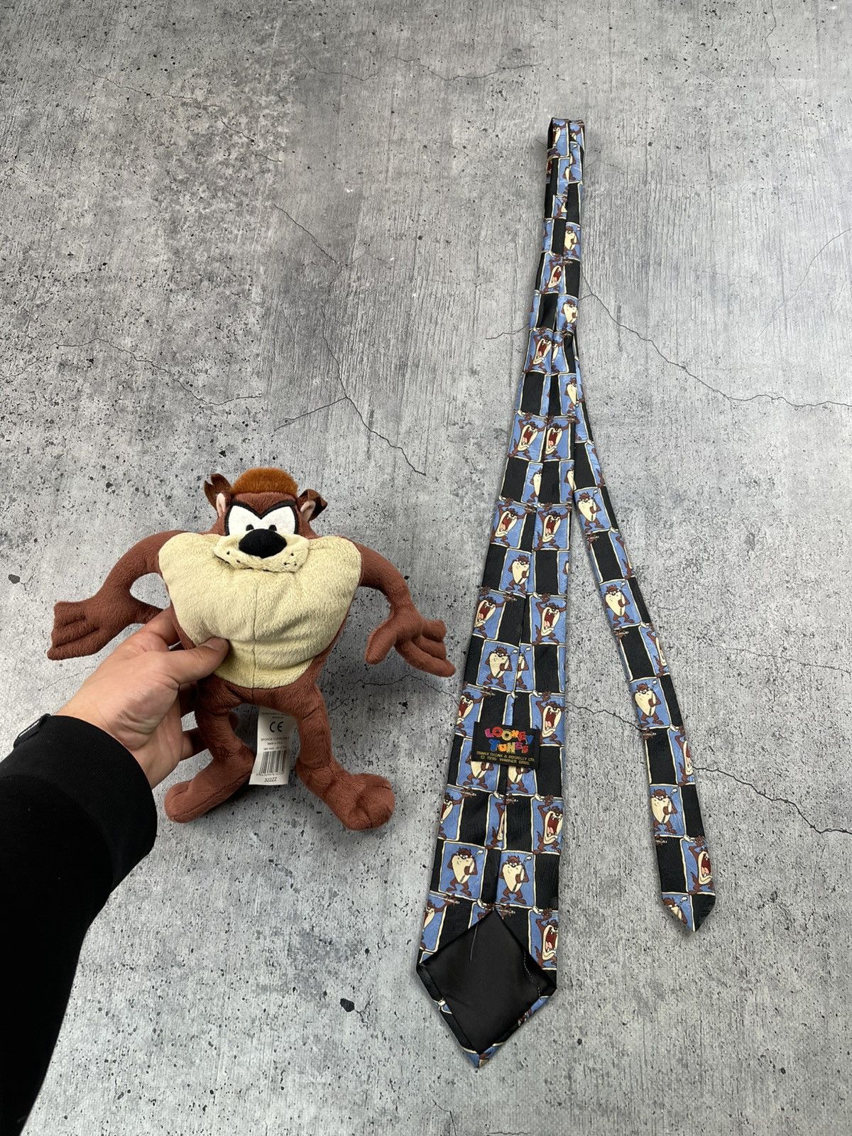 Warner Bros Vintage Looney Tunes Taz Neck Ties Size ONE SIZE - 1 Thumbnail