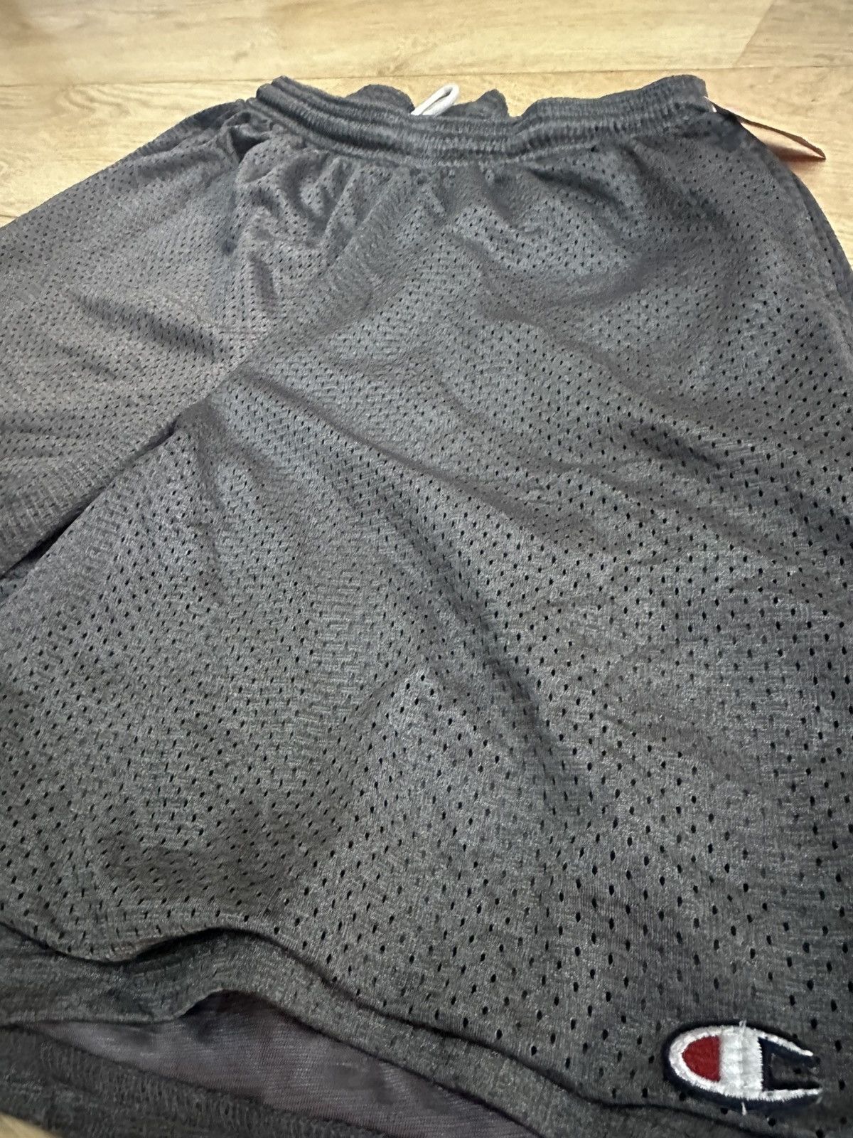 Champion Champion shorts Size US 32 / EU 48 - 2 Thumbnail