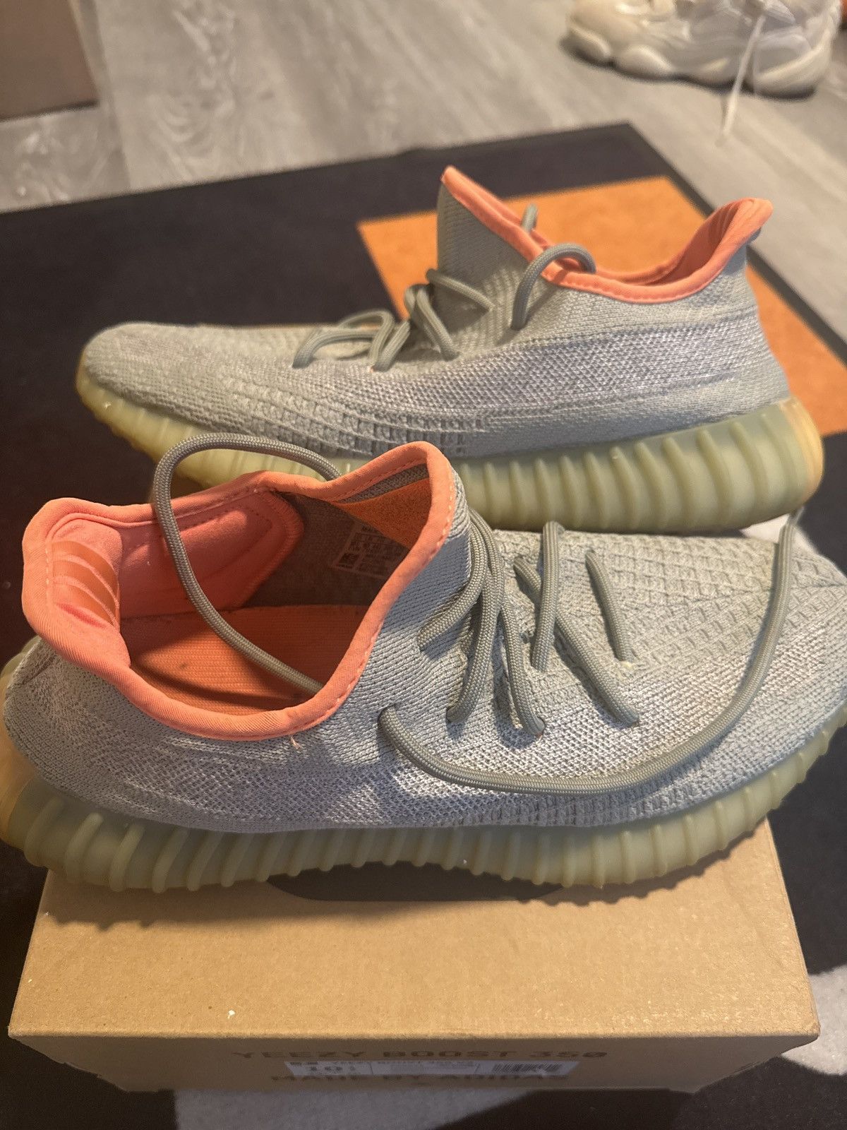 Adidas Yeezy 350 dessert sage v2 Size US 10.5 / EU 43-44 - 6 Thumbnail