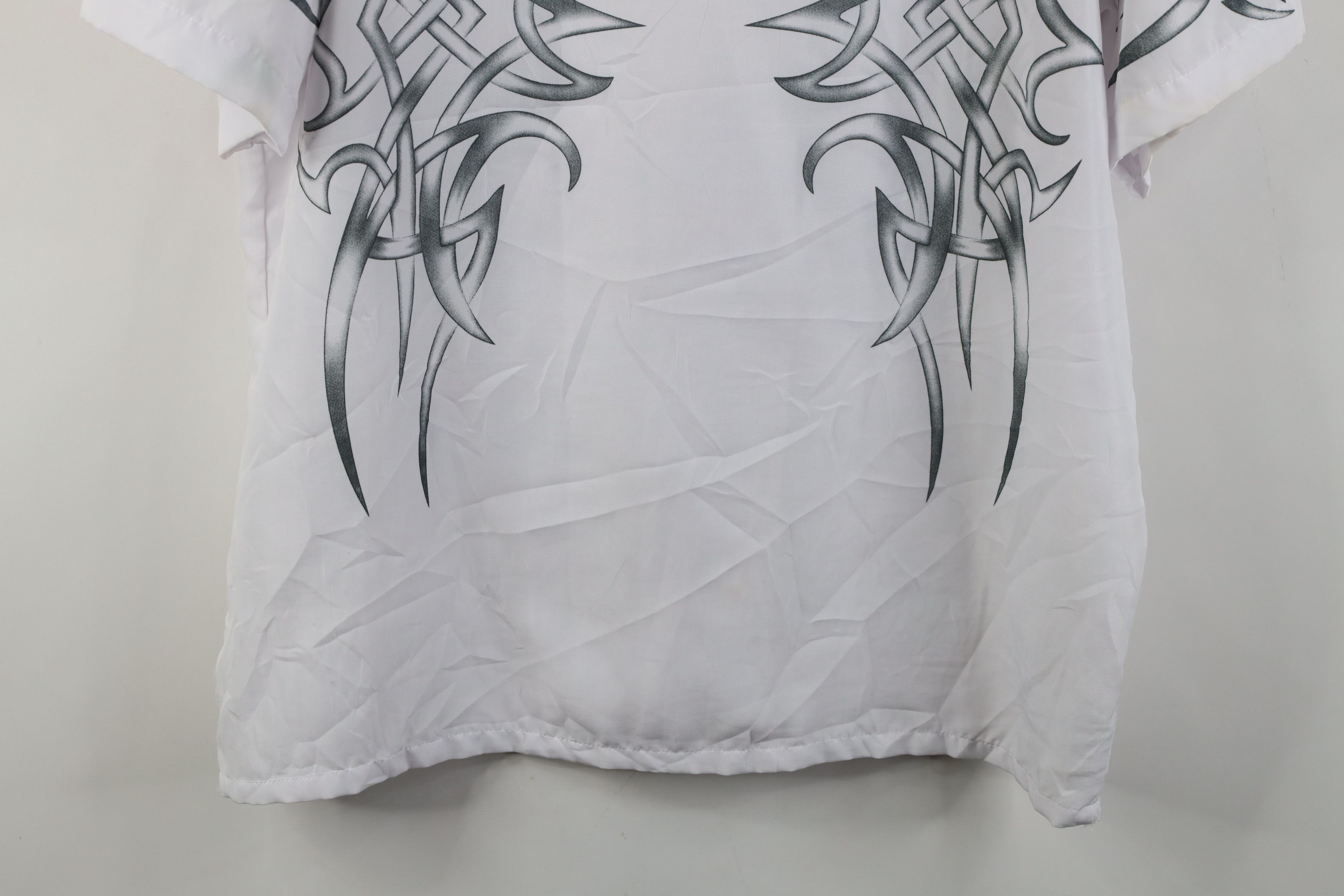 Vintage Vintage 90s Y2K Streetwear Looped Collar Casino Button Shirt Size US M / EU 48-50 / 2 - 15 Thumbnail