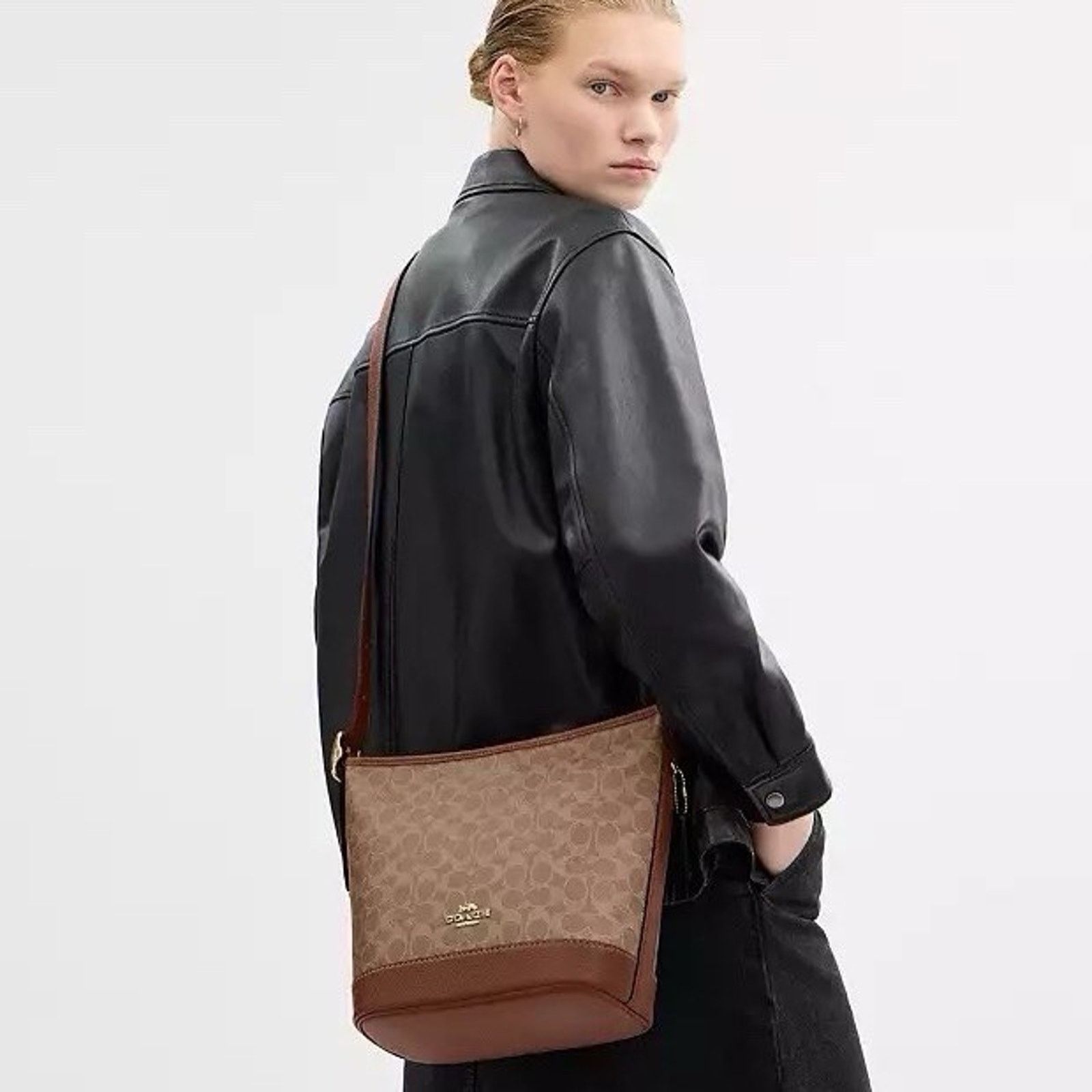 Coach NWT Coach Jude Duffle Bag Gold/Tan/Brown CBH20 Size ONE SIZE - 4 Thumbnail