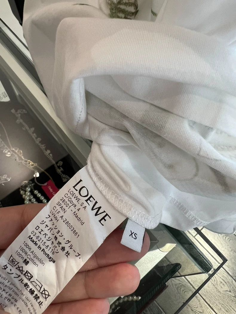Loewe LOEWE White short-sleeved T-shirt with bow on the back Size XS / US 0-2 / IT 36-38 - 5 Thumbnail