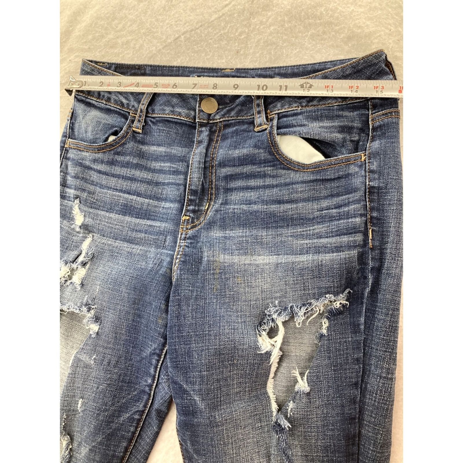 American Eagle Outfitters American Eagle Outfitters Jegging Women's 10 High Rise Jeans Black Distressed Stretch Slim Shape Denim Jeans 10 Womens Jegging Size 32" / US 10 / IT 46 - 3 Thumbnail