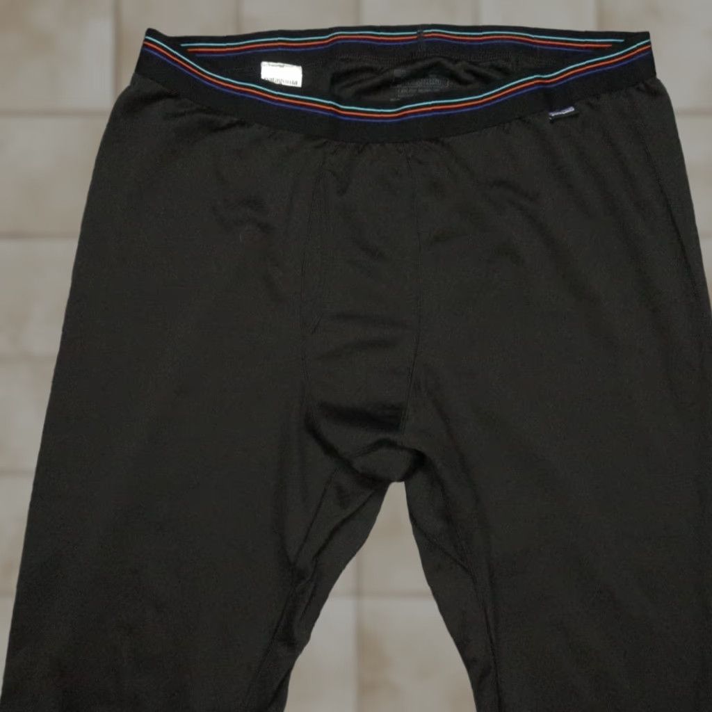 Patagonia Patagonia Pants Mens Extra Large Black Capilene Midweight Bottoms Baselayer XL Size US 36 / EU 52 - 1 Thumbnail