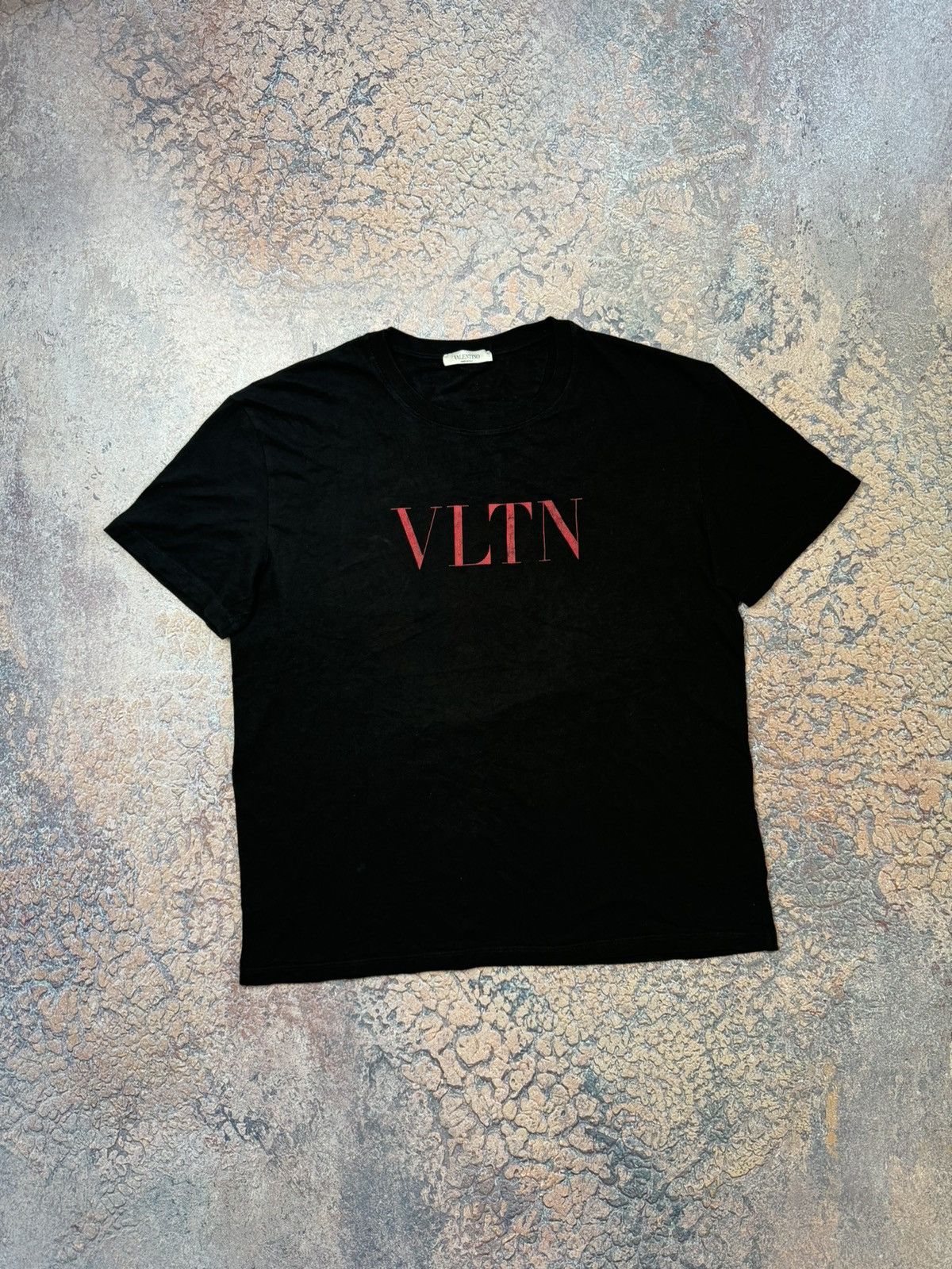 Valentino × Vintage Valentino Logo Tee Size US XL / EU 56 / 4 - 2 Thumbnail