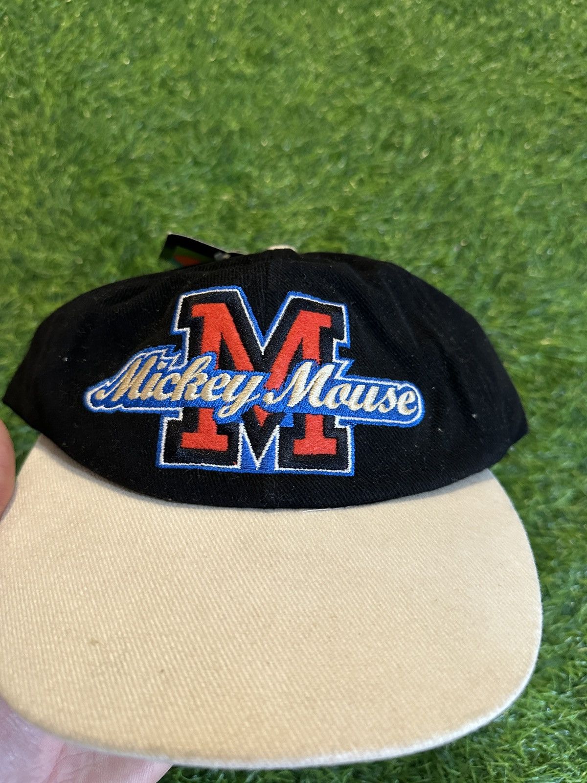 Disney Vintage disney mickey mouse hat Size ONE SIZE - 2 Thumbnail