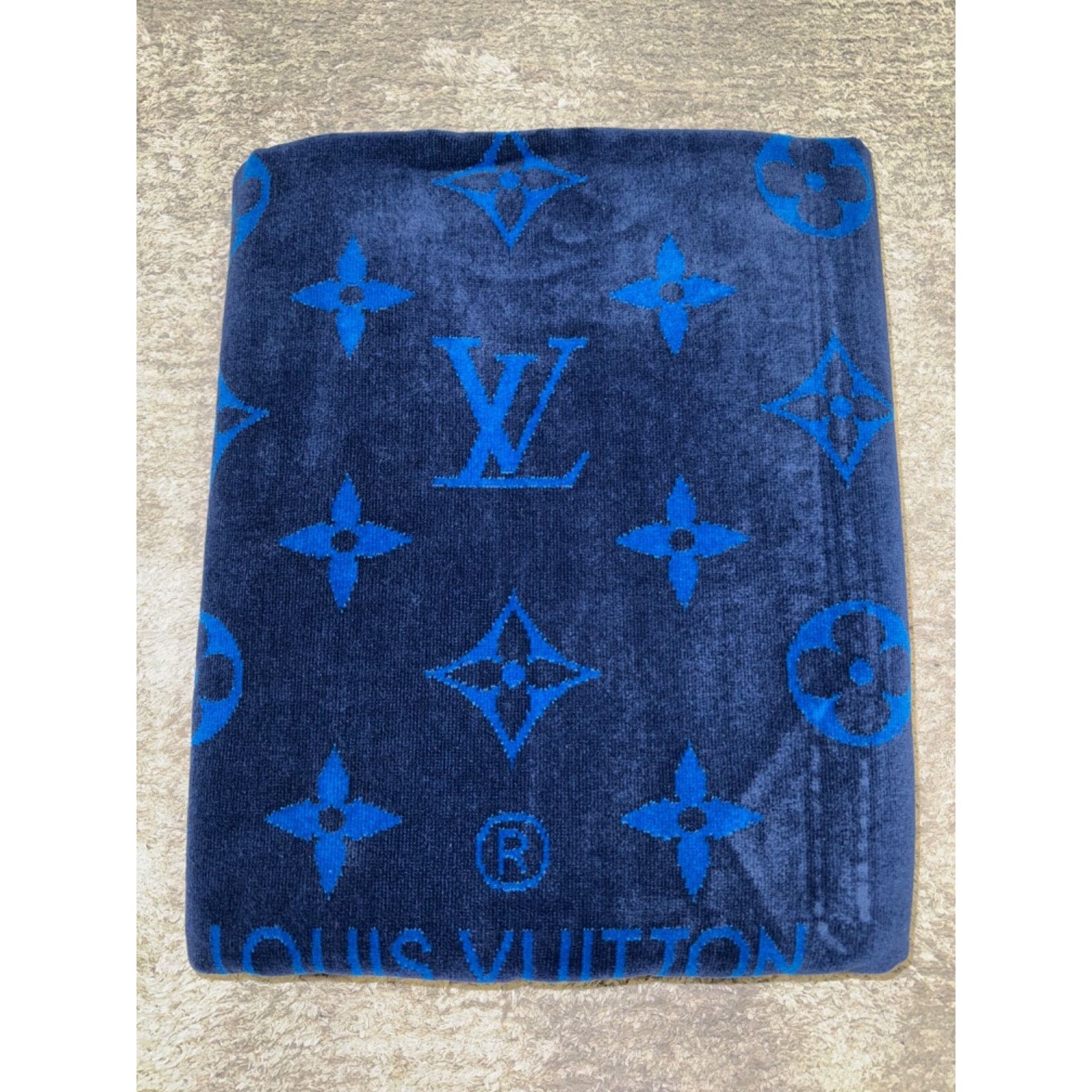 Louis Vuitton Louis Vuitton Serviette Bain Cobalt Bath Beach Towel Size ONE SIZE - 4 Thumbnail