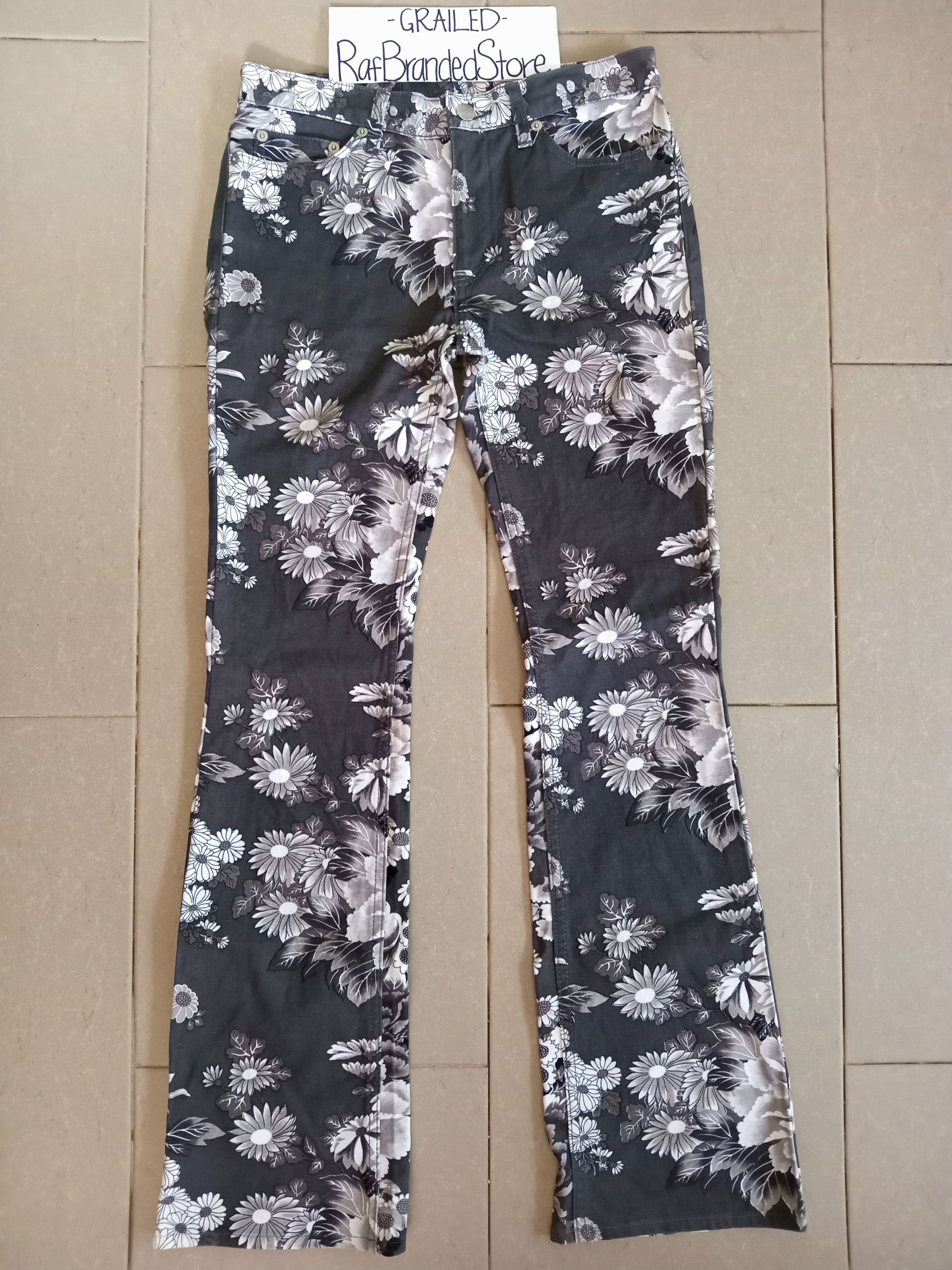 Japanese Brand × Tornado Mart GLAMDY Japanese Tornado Mart Style Flare Flower Jeans Size US 29 - 1 Thumbnail