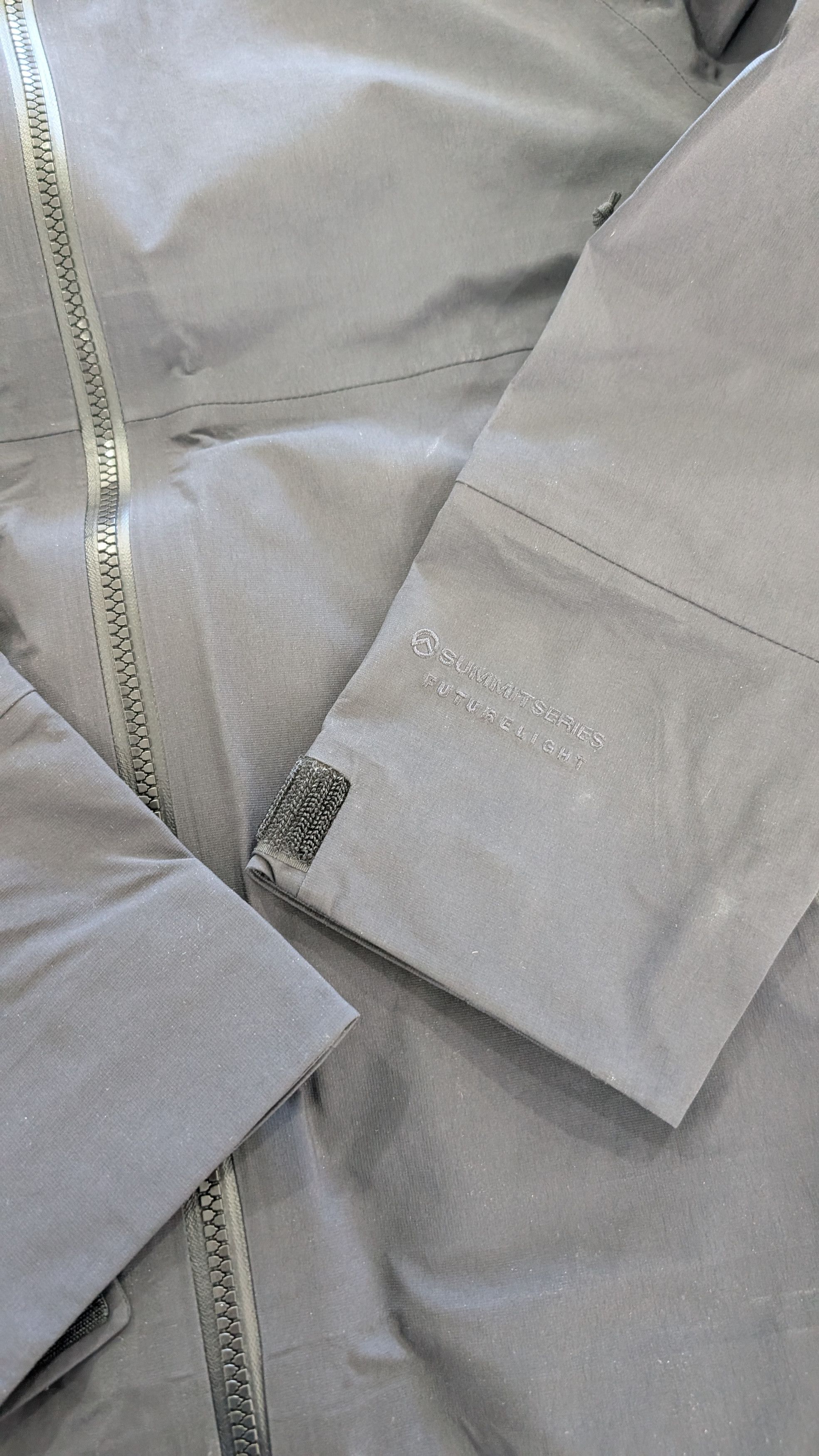 The North Face The North Face Summit Series Chamlang FUTURELIGHT Jacket M Size M / US 6-8 / IT 42-44 - 5 Thumbnail