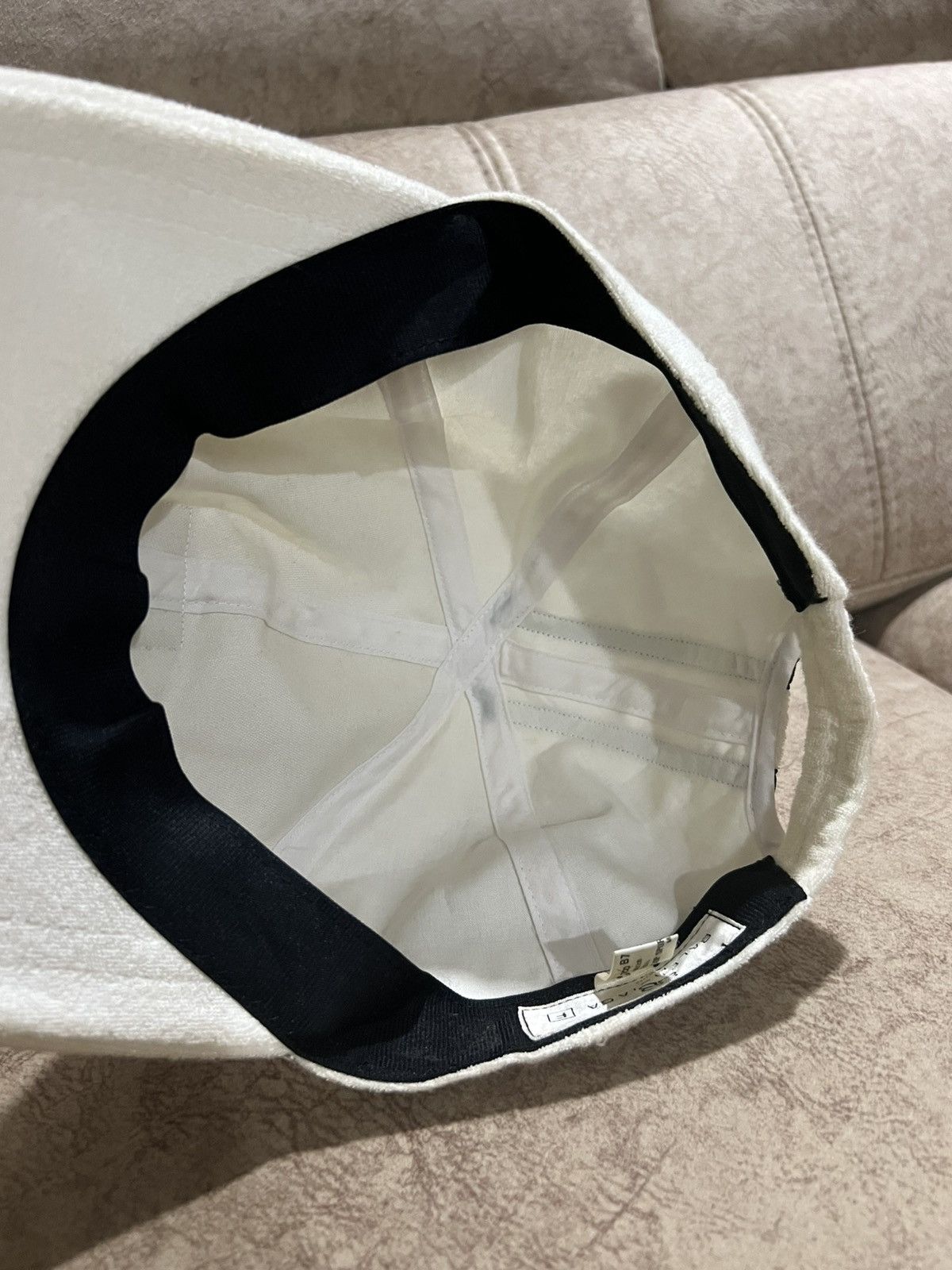 Balenciaga Vintage Balenciaga B Logo Plain Casual Baseball Cap Hat Size ONE SIZE - 4 Thumbnail