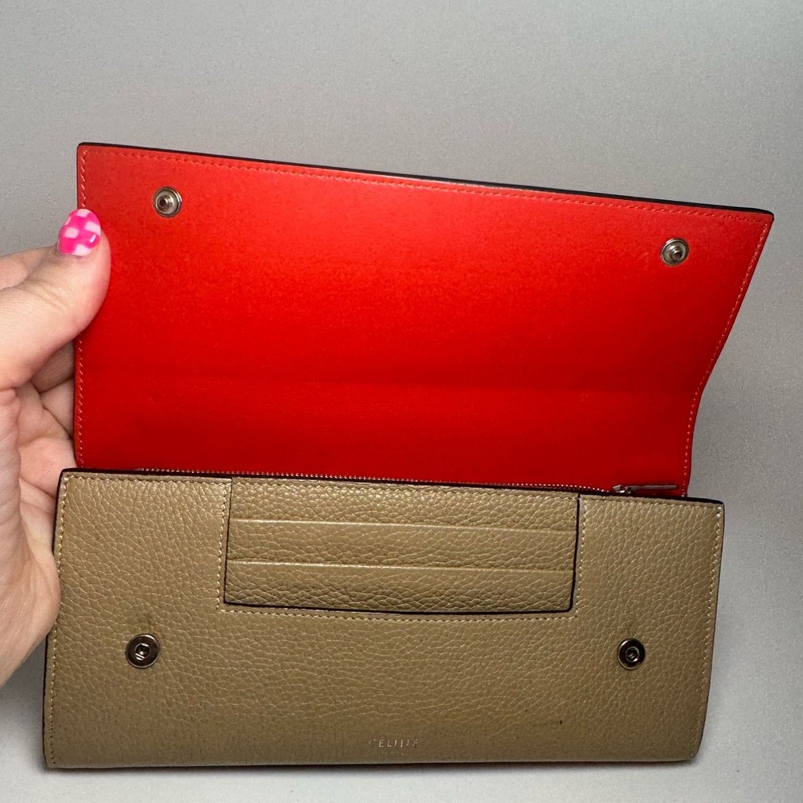 Celine Celine Large Flap Multifunction Wallet Taupe Pebbled Leather Size ONE SIZE - 5 Thumbnail
