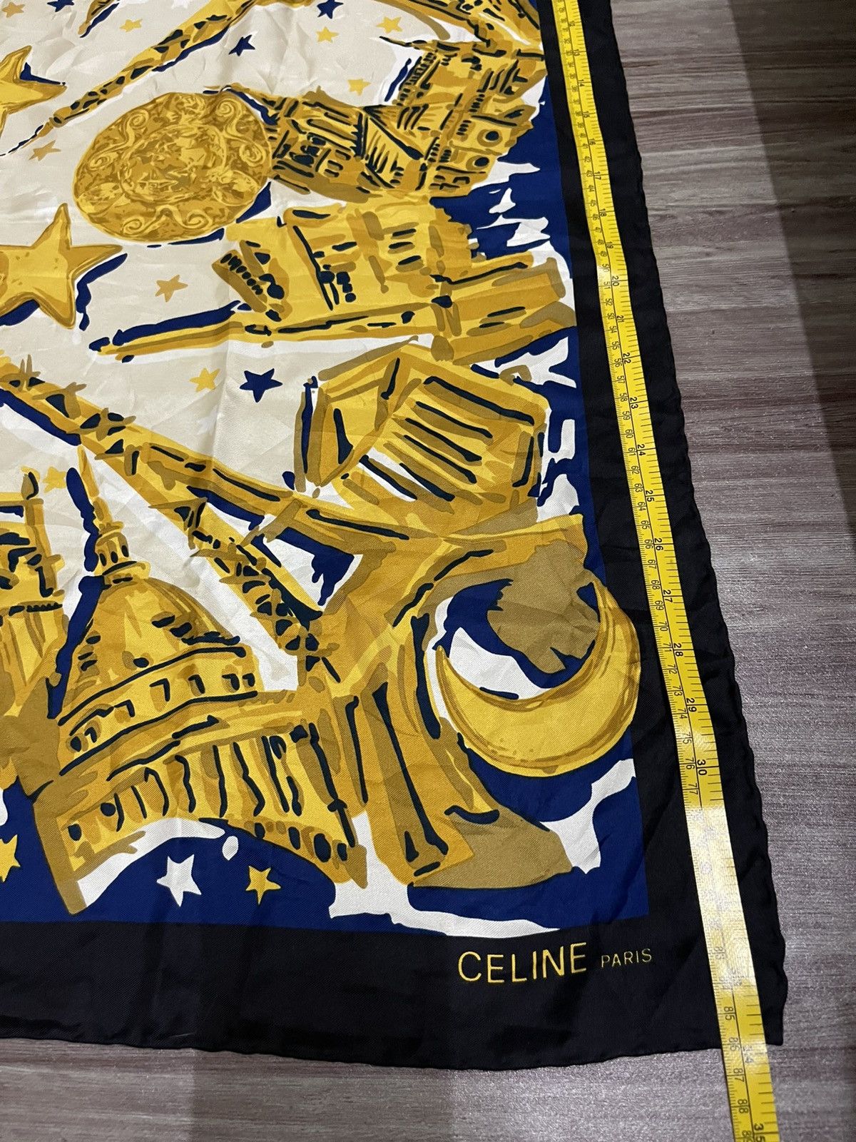 Celine Vintage celine silk scarf 34x34 Size ONE SIZE - 4 Thumbnail