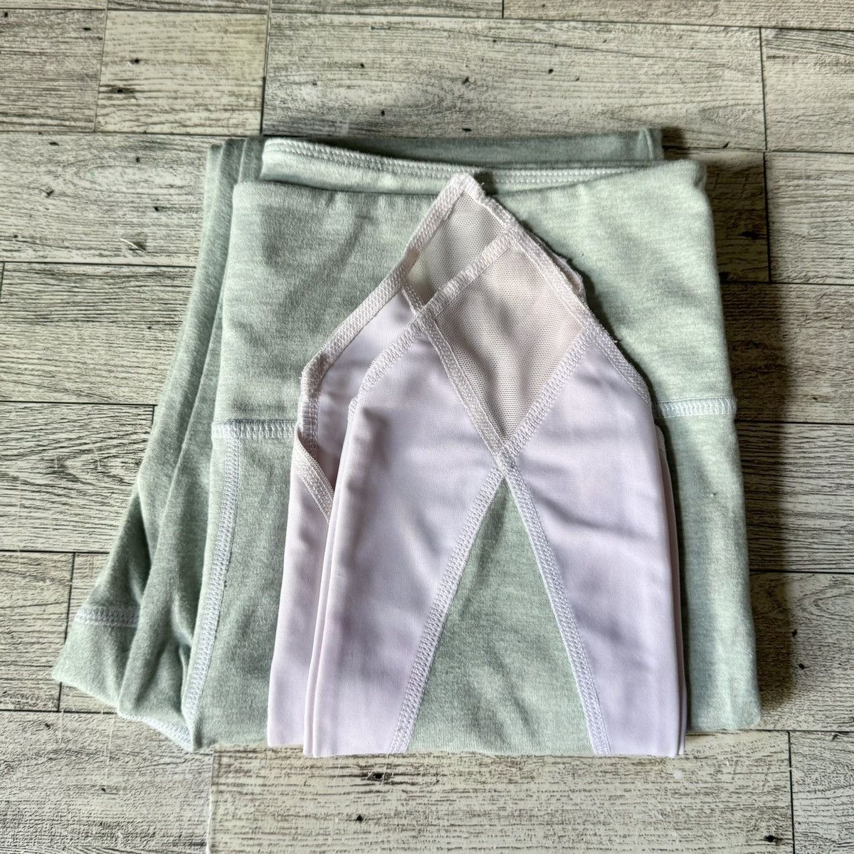 Free People FP Movement, Reworked, Ace Mesh Detailed Leggings, S/M Size 28" / US 6 / IT 42 - 15 Thumbnail