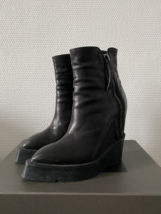 cinzia araia boots