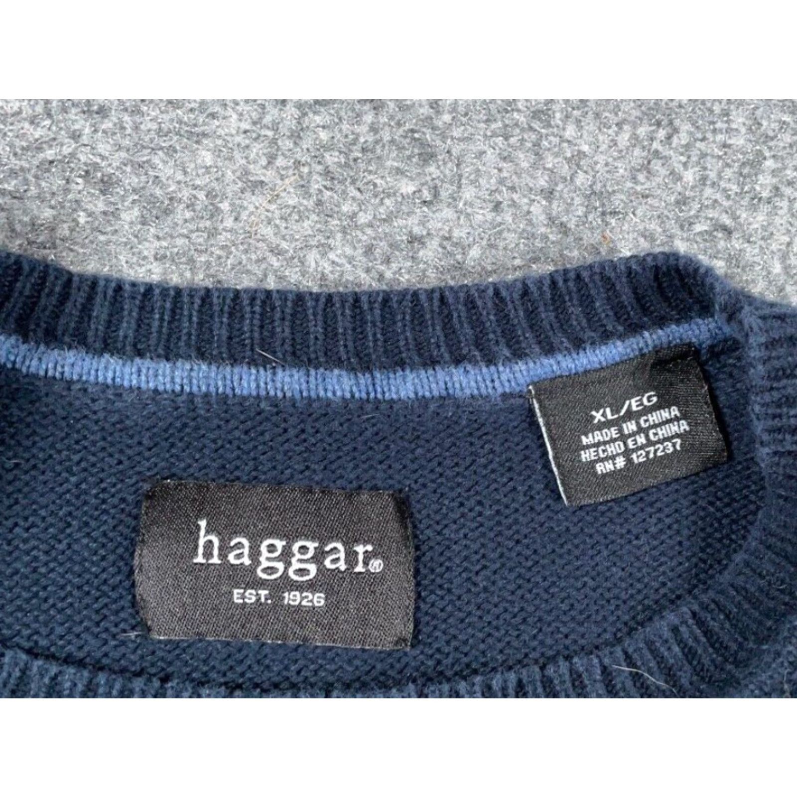 Haggar Retro Dad Style Grid Check Sweater Adult XL Dark Blue Cotton Knit Chunky Preppy Size US XL / EU 56 / 4 - 3 Thumbnail