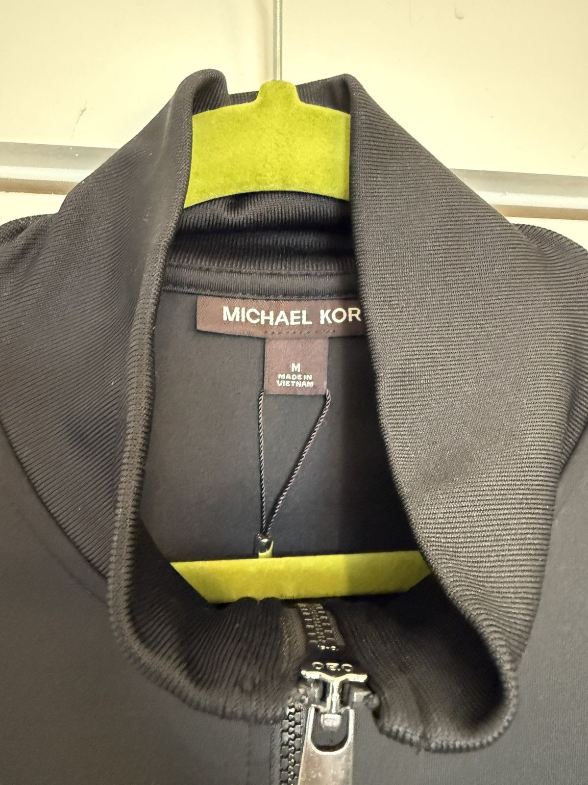 Michael Kors MK zip Size US M / EU 48-50 / 2 - 2 Thumbnail