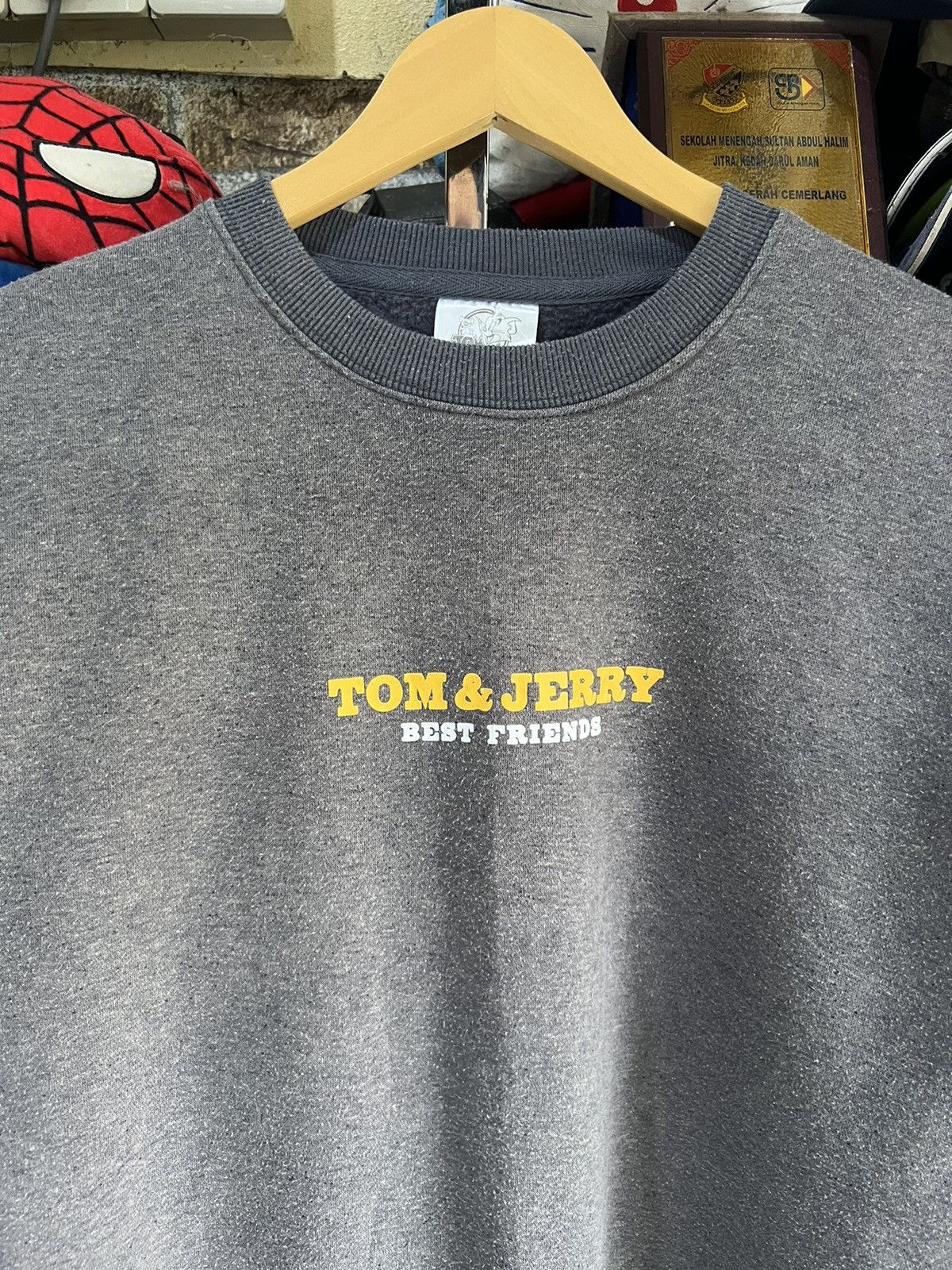 Cartoon Network 🔥Sun Faded Tom & Jerry Sweatshirts Size US L / EU 52-54 / 3 - 6 Thumbnail