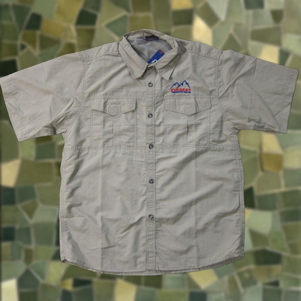 Vintage Everest Trekker Gear Shirt M Hike Button Down Short Sleeve Nylon Beige/Nord Brown NWT Beig e Hike Button Down Short Sleeve Shirt M Size US M / EU 48-50 / 2 - 1 Thumbnail