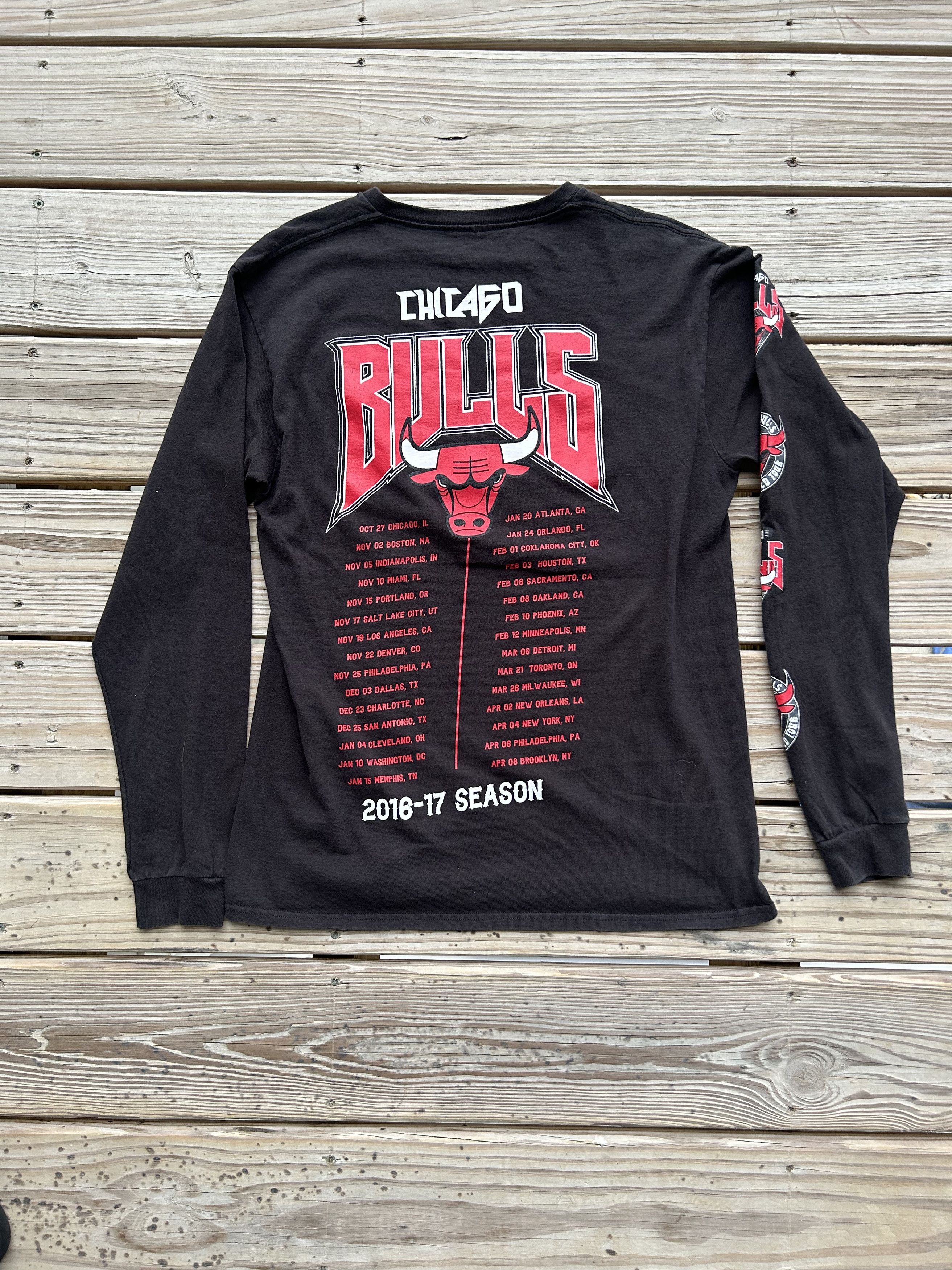 NBA Bulls World Tour Size US M / EU 48-50 / 2 - 1 Thumbnail